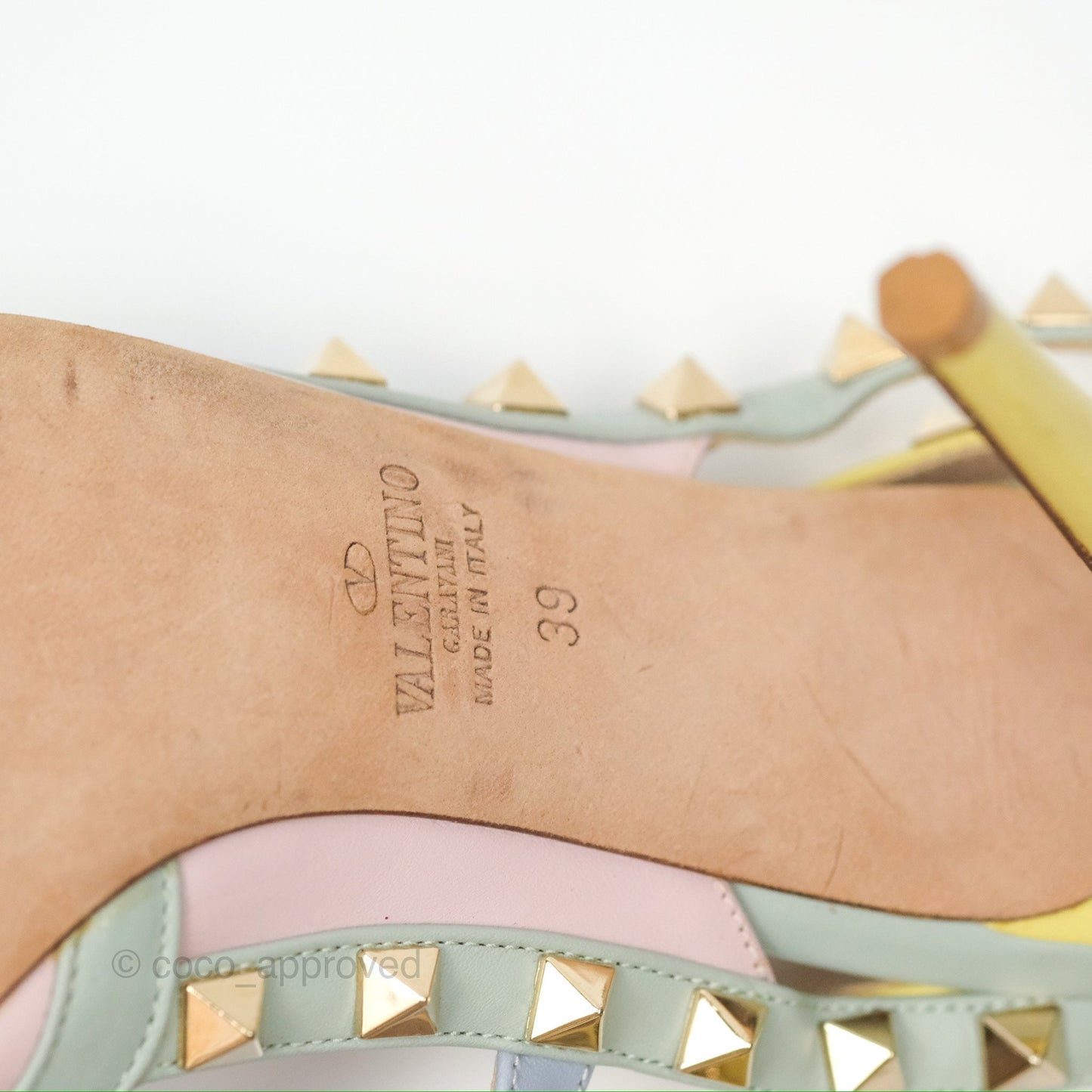 Valentino Garavani Rockstud Leather Slingback Pumps in Watercolor Size 39