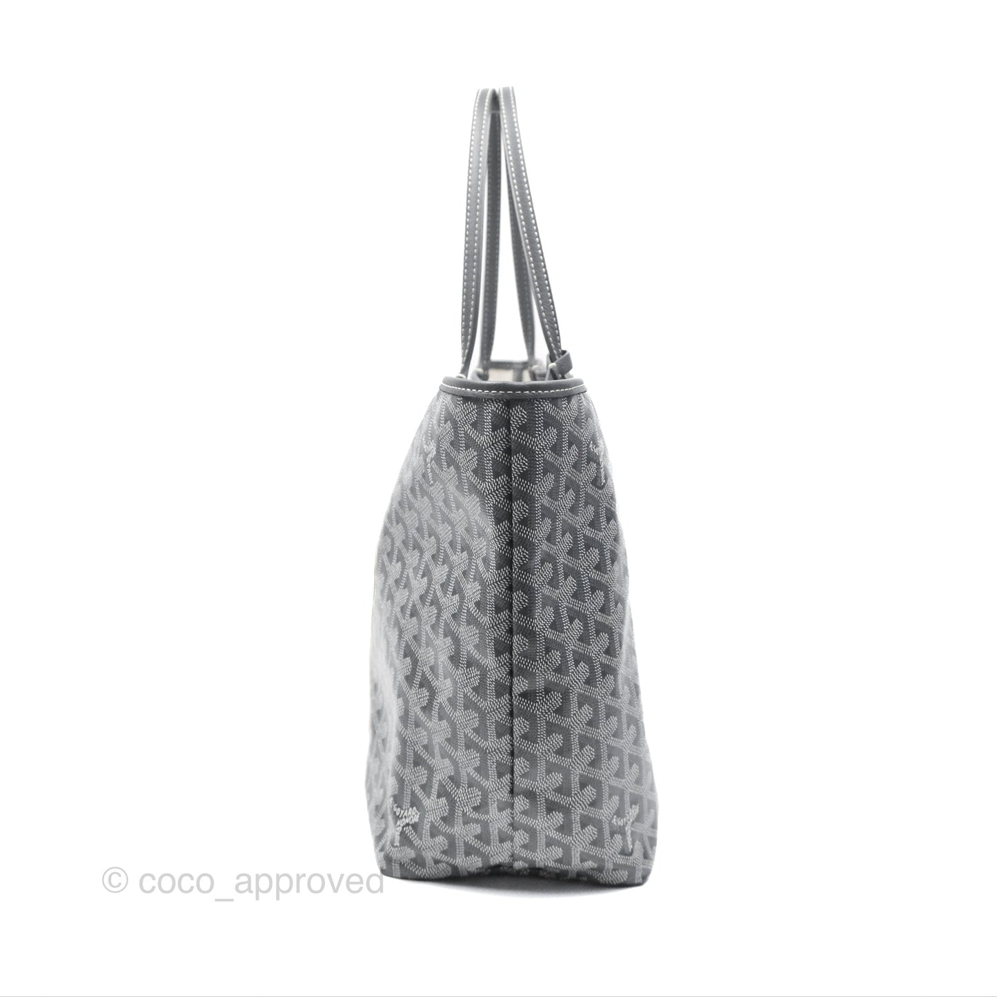 Goyard St Louis Tote PM ⁣⁣⁣⁣⁣⁣⁣⁣⁣⁣⁣⁣⁣⁣⁣⁣⁣⁣⁣⁣Grey Canvas