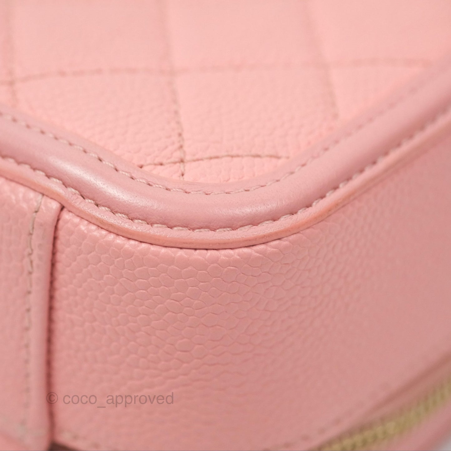 Chanel Quilted Medium CC Filigree Vanity Case Pink Caviar Gold Hardware