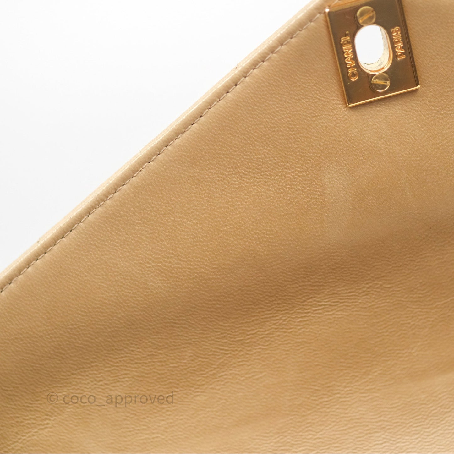 Chanel Vintage Medium Flap Chevron Beige Lambskin 24K Gold Hardware