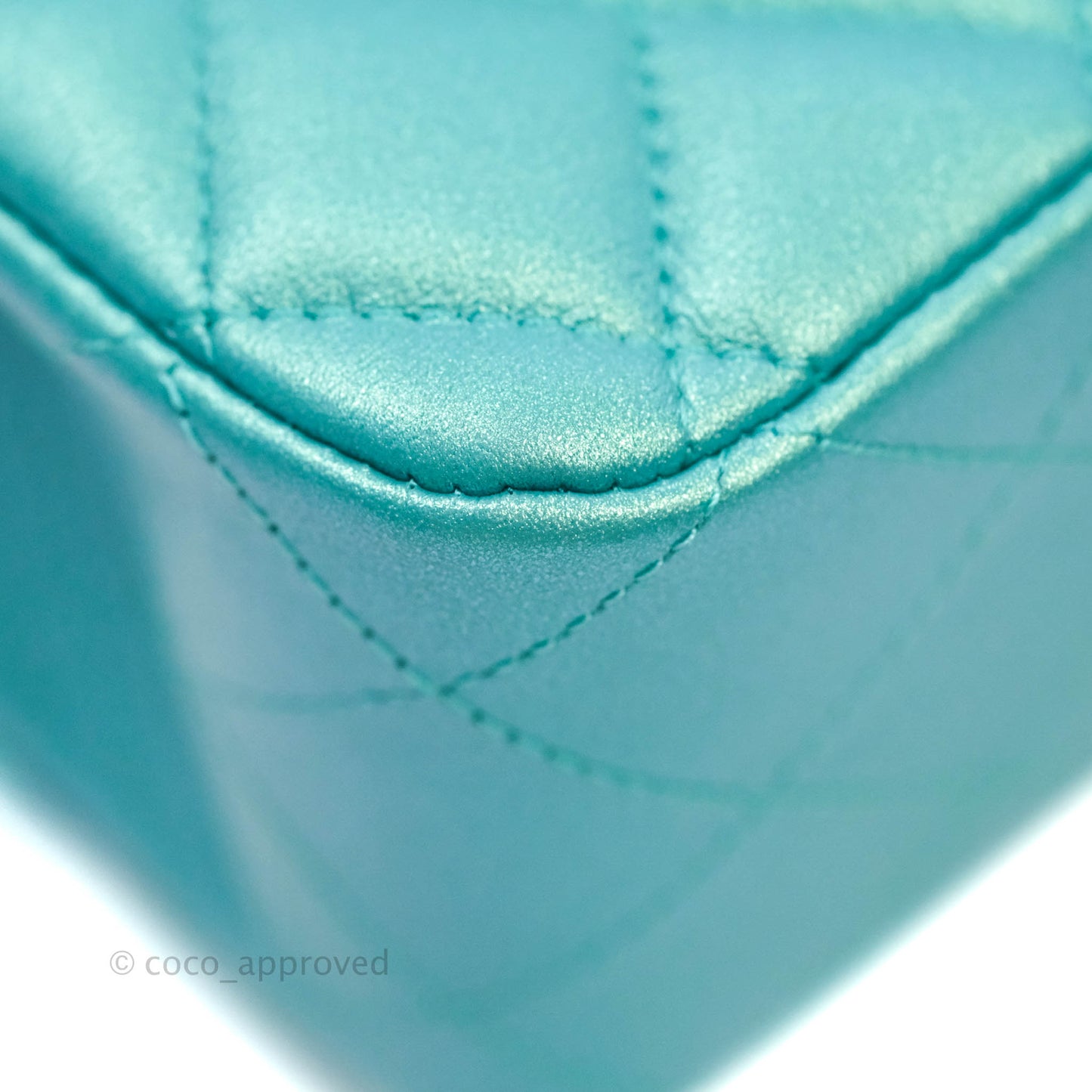 Chanel Classic M/L Medium Double Flap Iridescent Turquoise Calfskin Gold Hardware