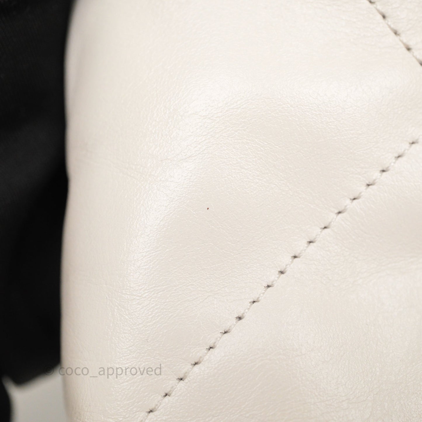 Chanel 22 Mini Bag White Calfskin Aged Gold Hardware