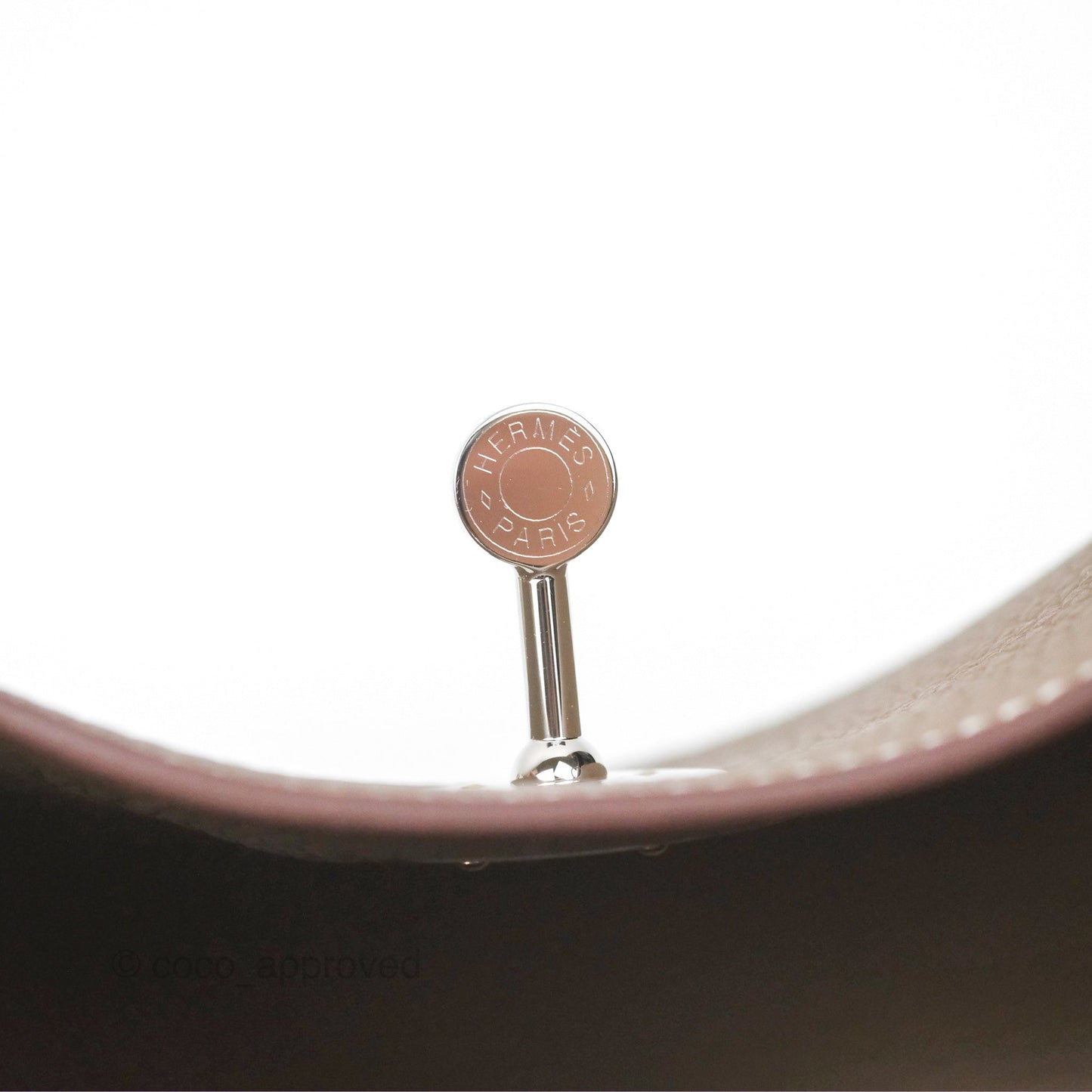 Hermès Lindy 26 Etoupe 18 Clemence Palladium Hardware