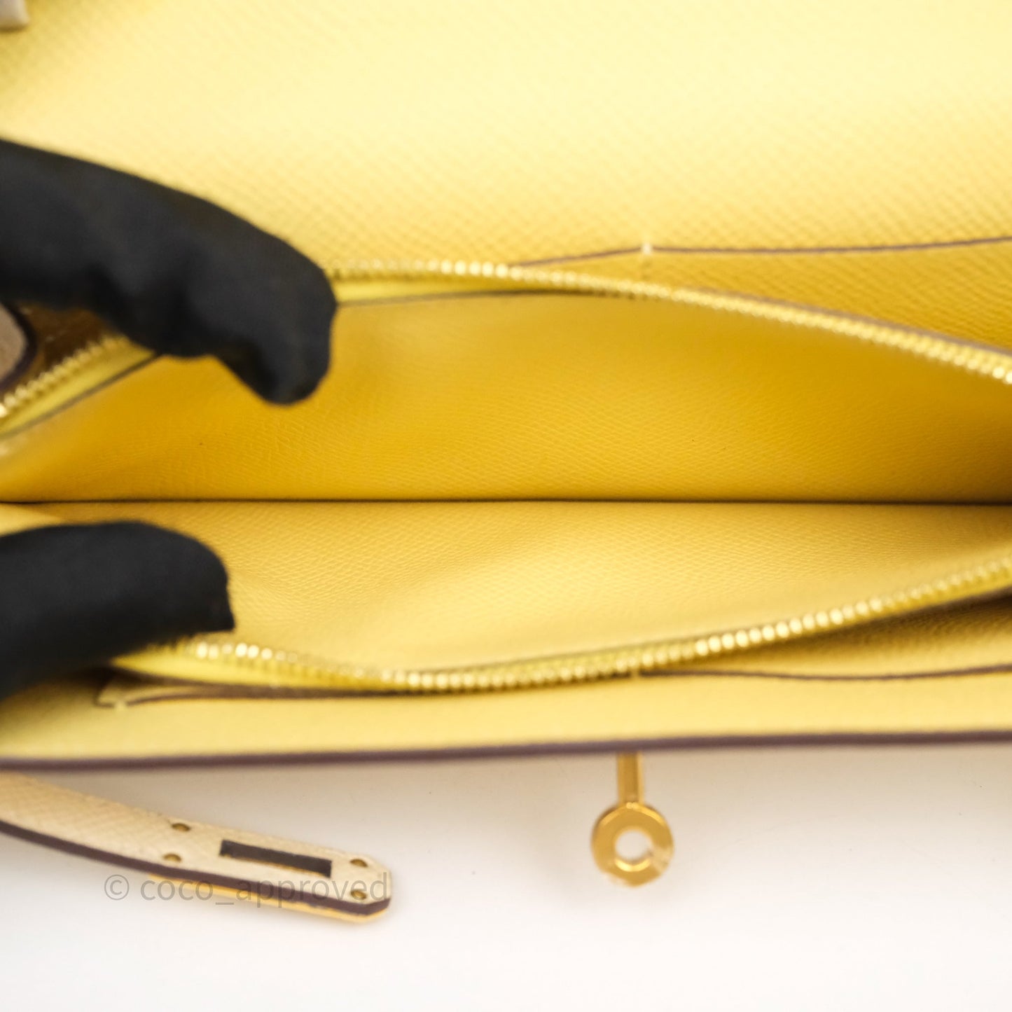 Hermès Kelly To Go Wallet Nata I2/ Jaune Poussin 1Z Epsom Gold Hardware