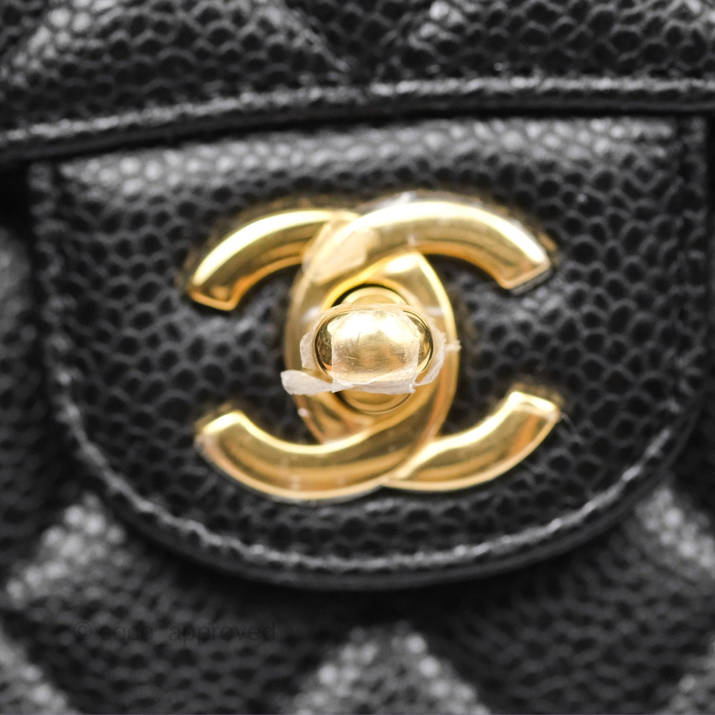 Chanel Classic M/L Medium Flap Quilted Black Caviar Gold Hardware