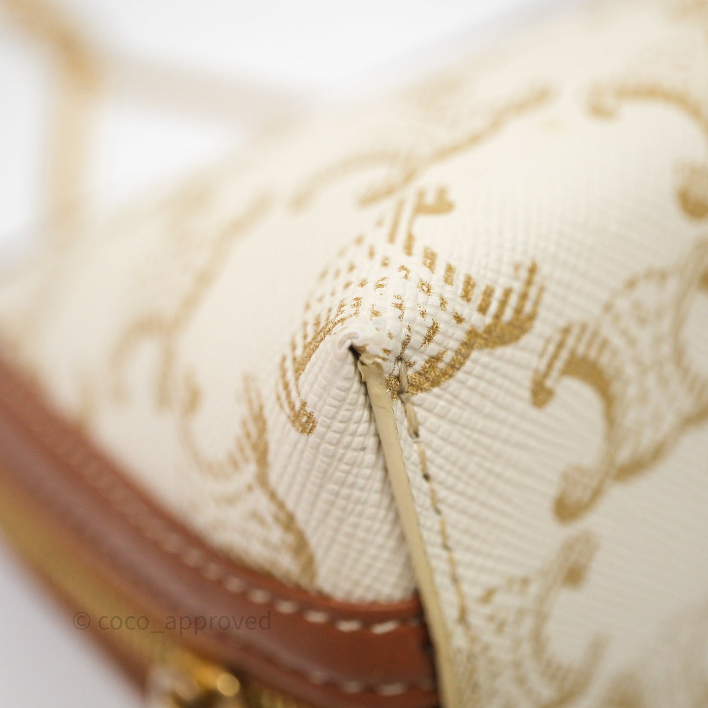 Celine Clutch With Chain Triomphe Canvas White/Tan