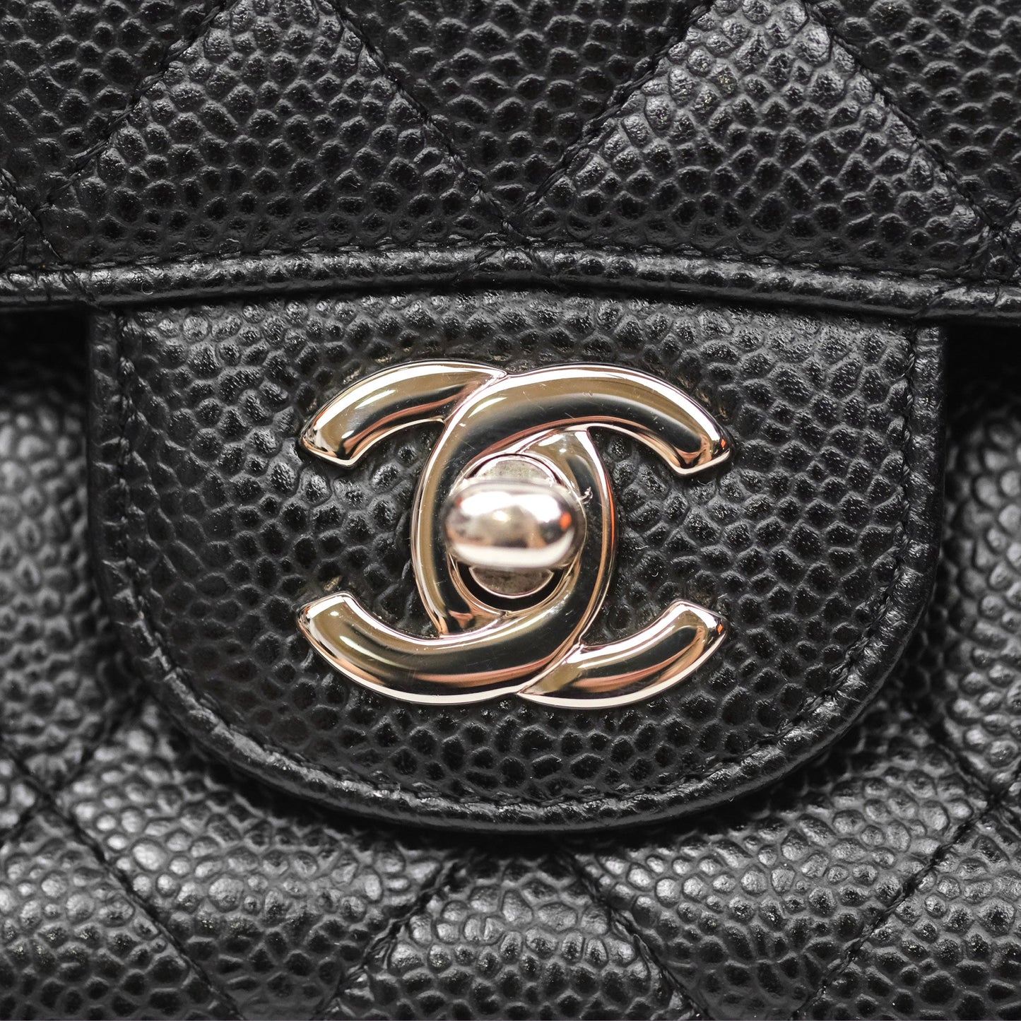 Chanel Classic M/L Medium Flap Quilted Black Caviar Silver Hardware