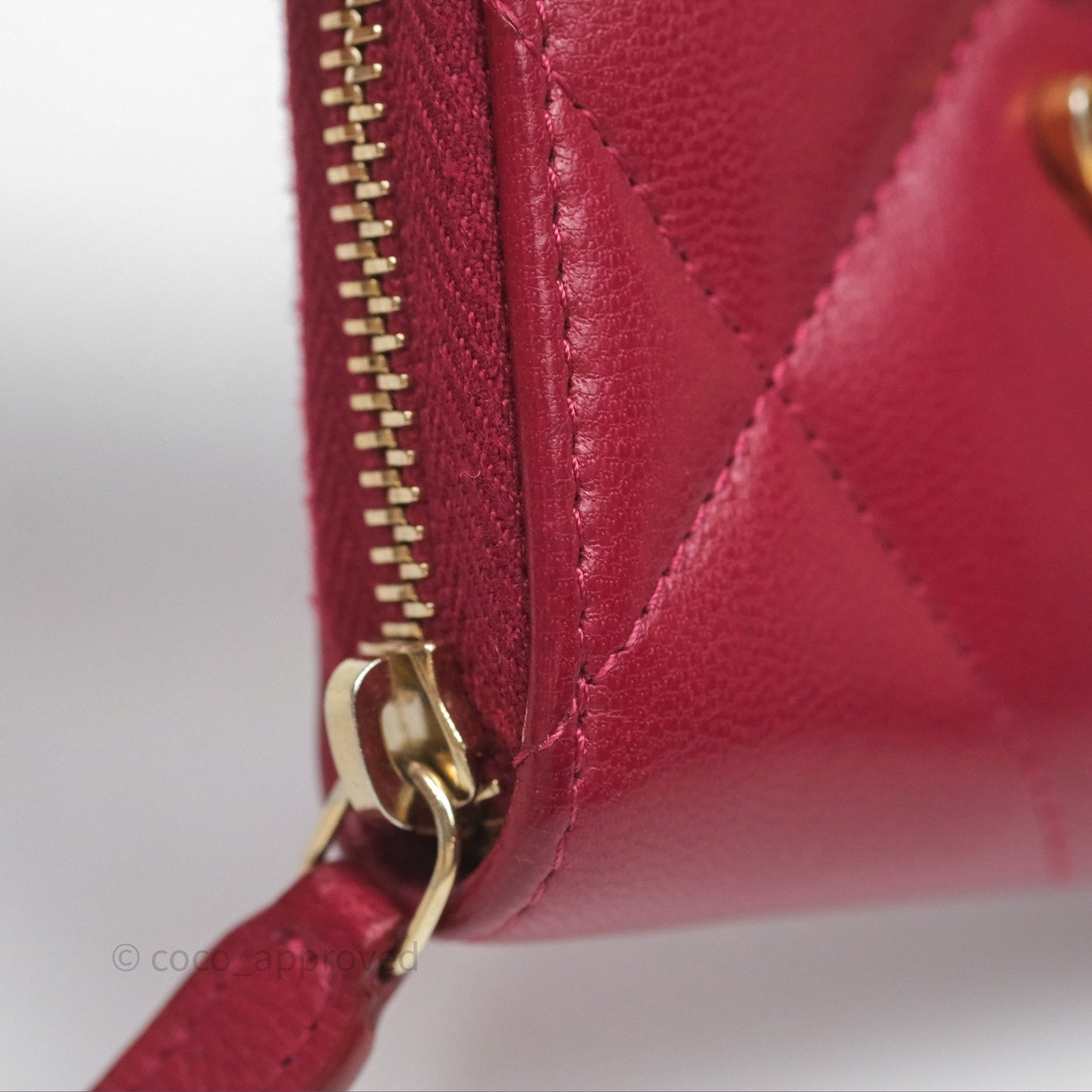 Chanel 19 Zip Card Holder Pink Lambskin Gold Hardware