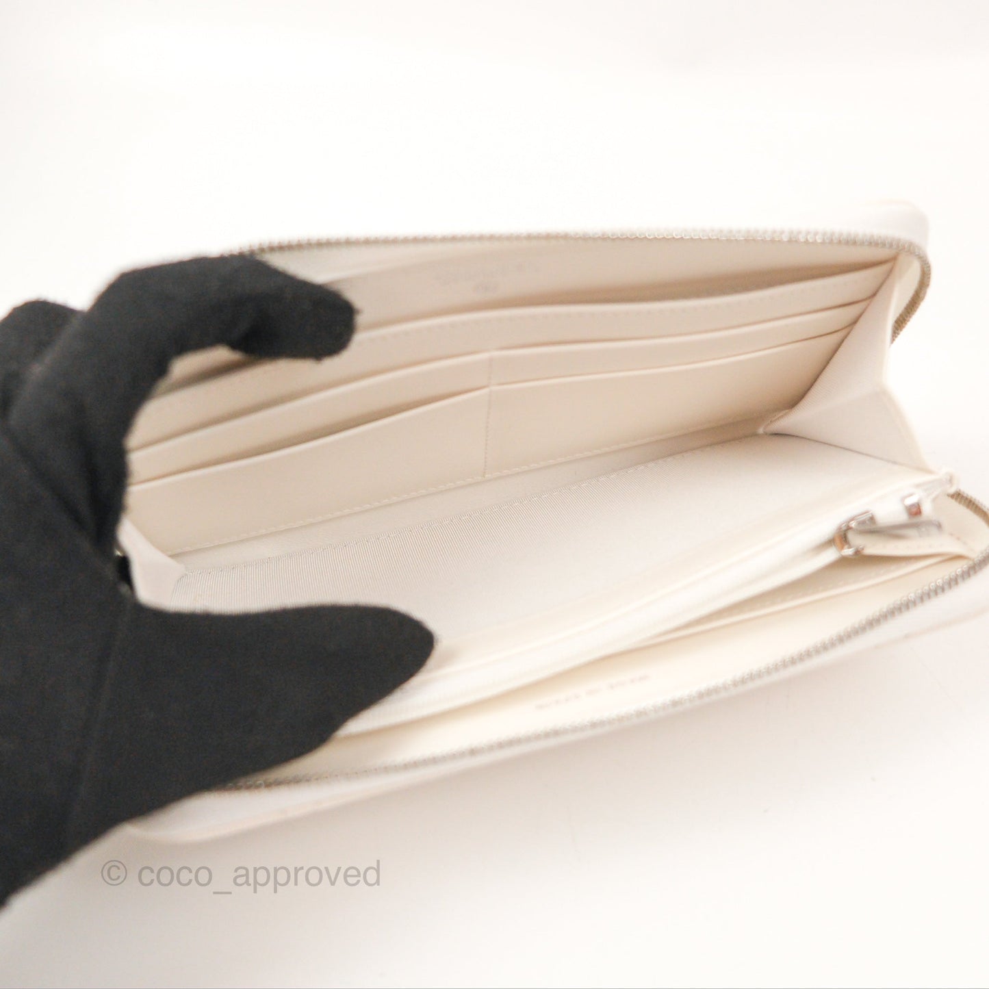 Chanel Quilted Zip Long Wallet White Caviar Silver Hardware