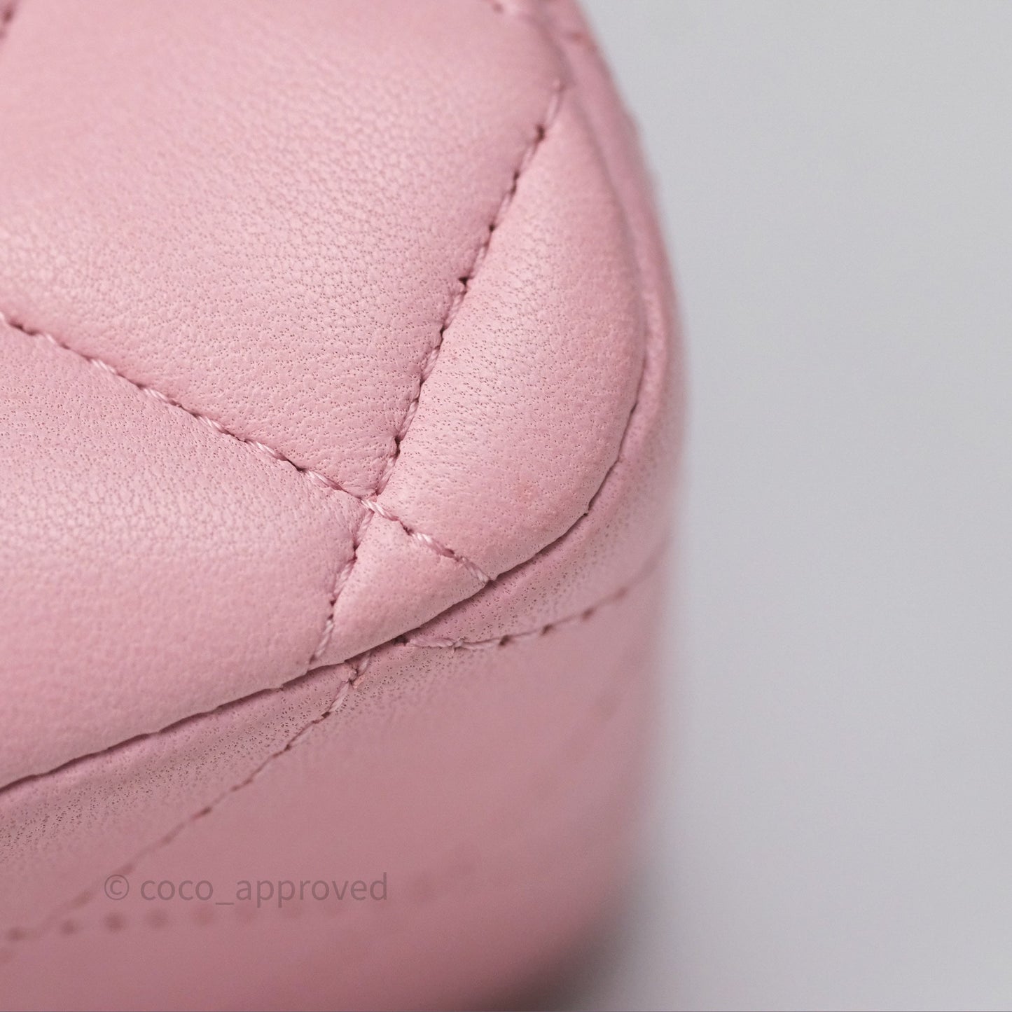 Chanel Classic M/L Medium Flap Quilted Pink Lambskin Gold Hardware