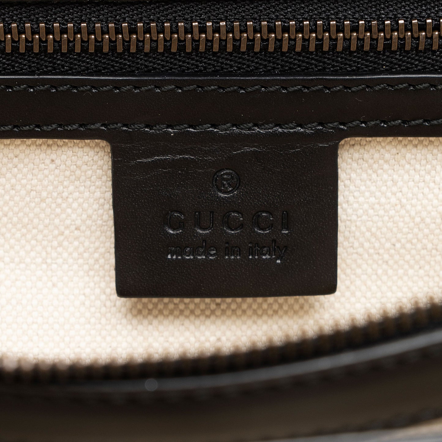 Gucci Calfskin Malaga Kid Heart GG Marmont Medium Flap Bag