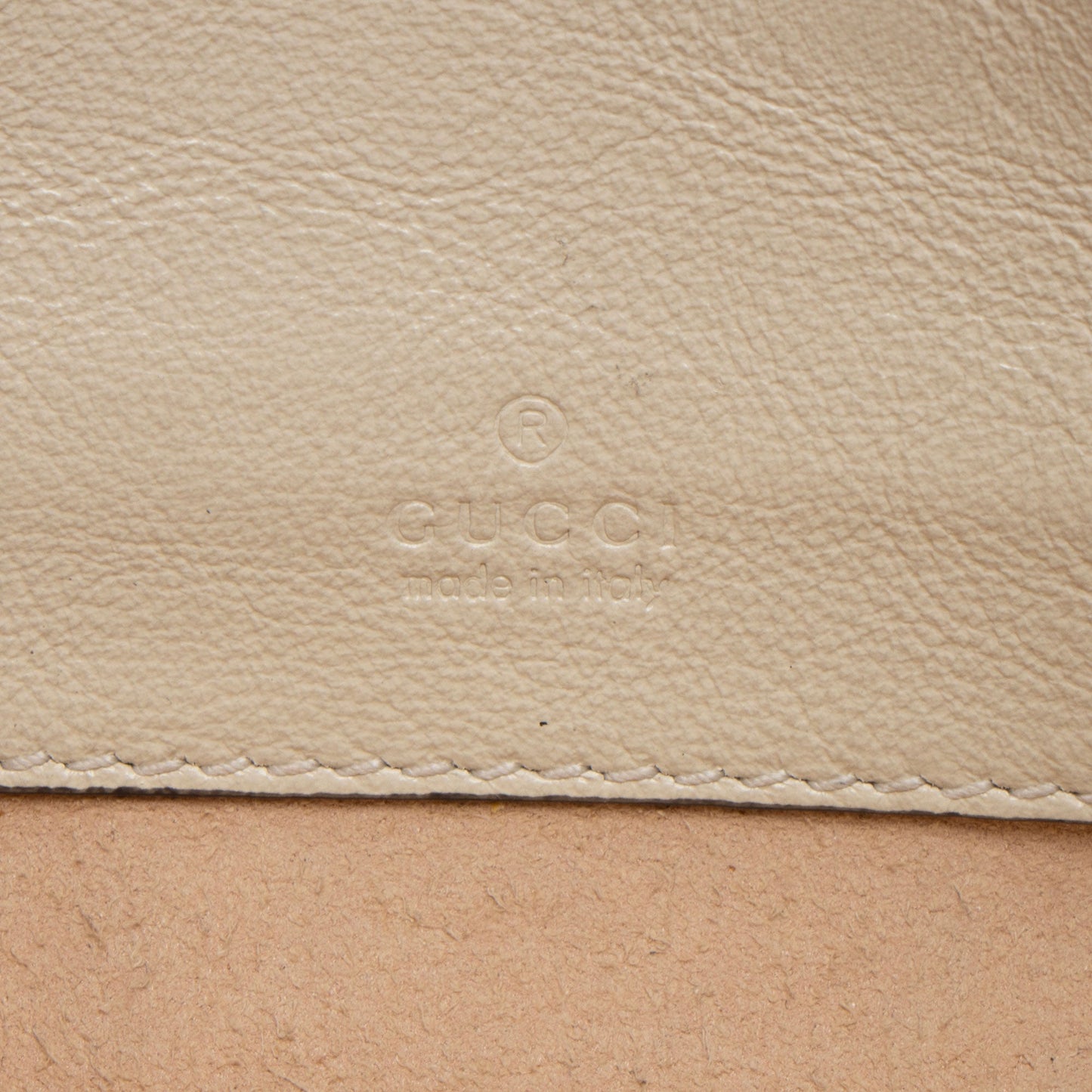 Gucci Calfskin Rajah Mini Flap Bag (SHF-ofd1Mc)