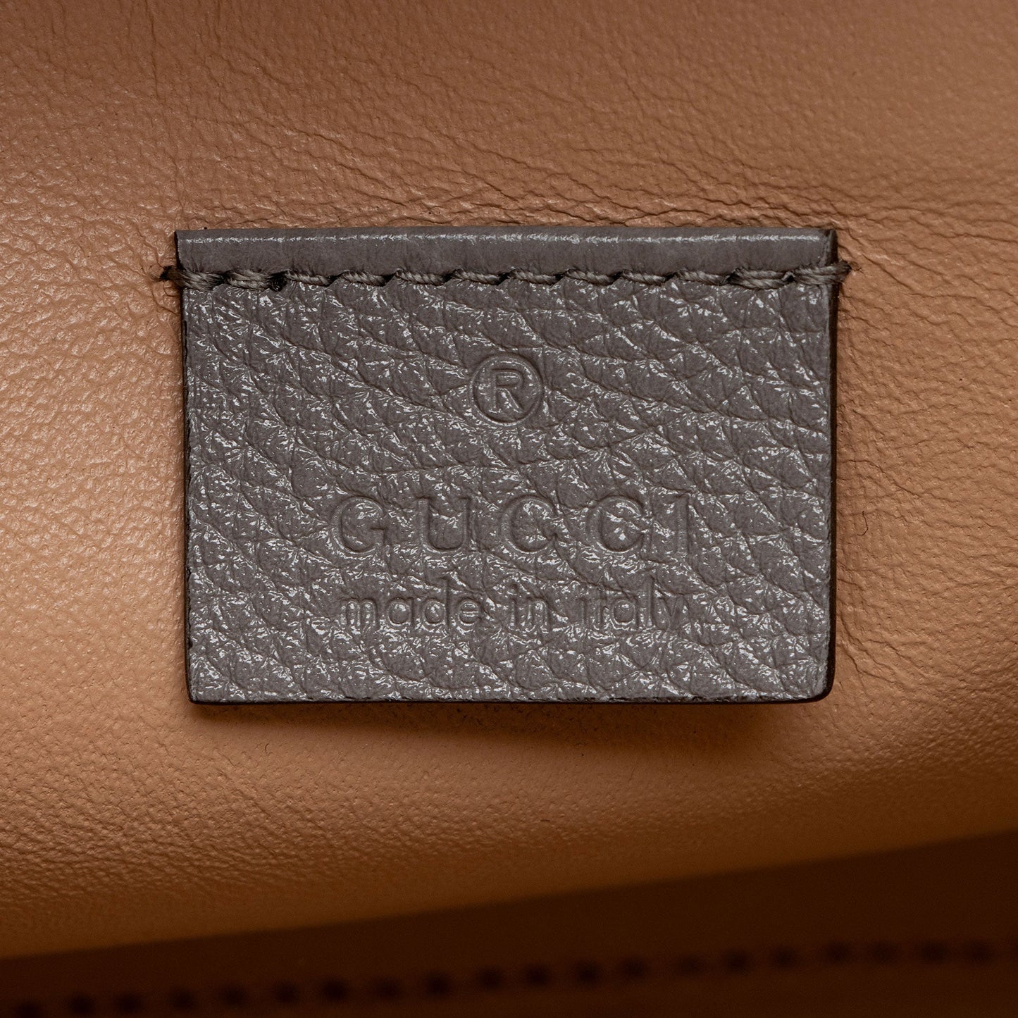 Gucci Calfskin Zumi Medium Tote (SHF-jQjYJ8)