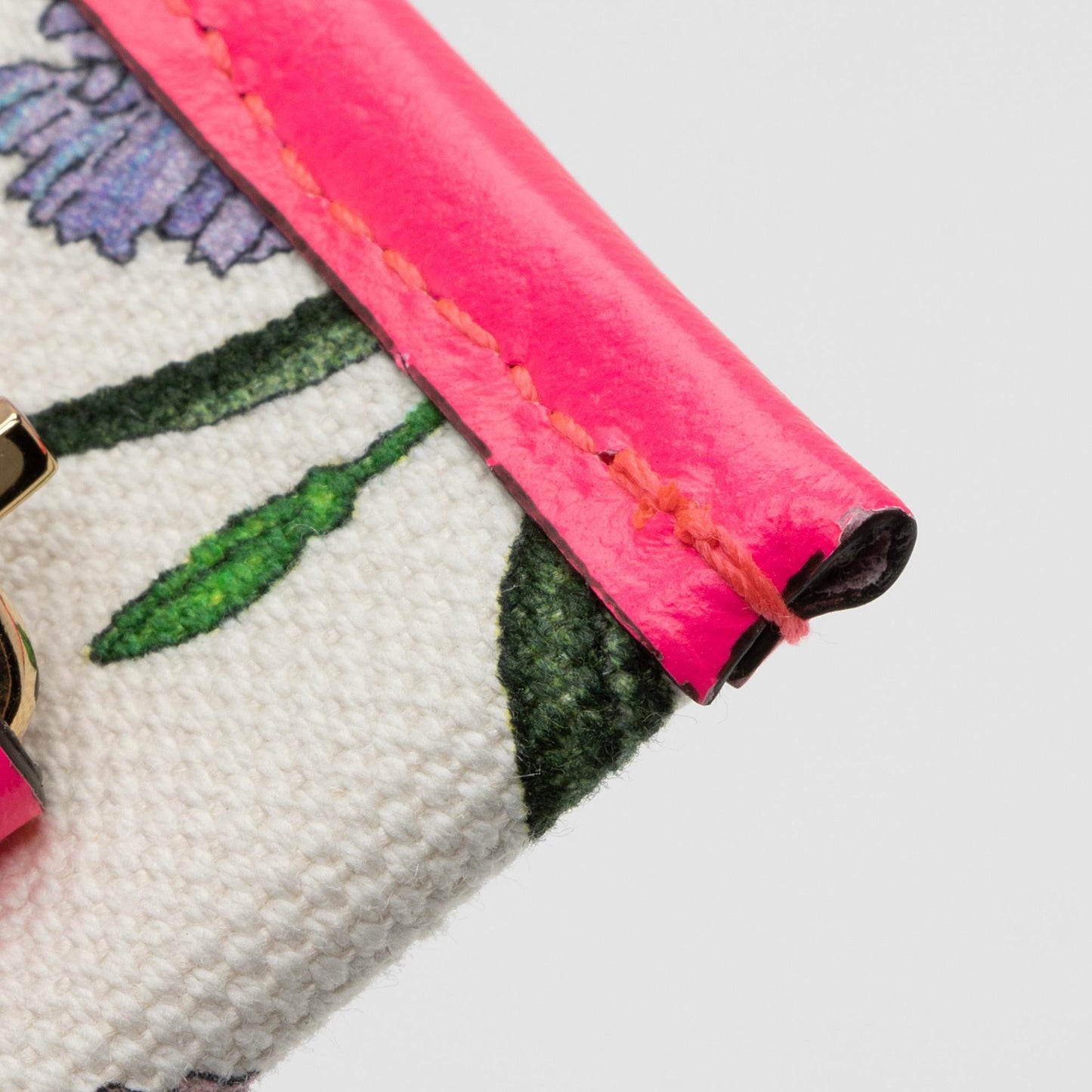 Gucci Canvas Flora Pochette (SHF-QyfIqL)