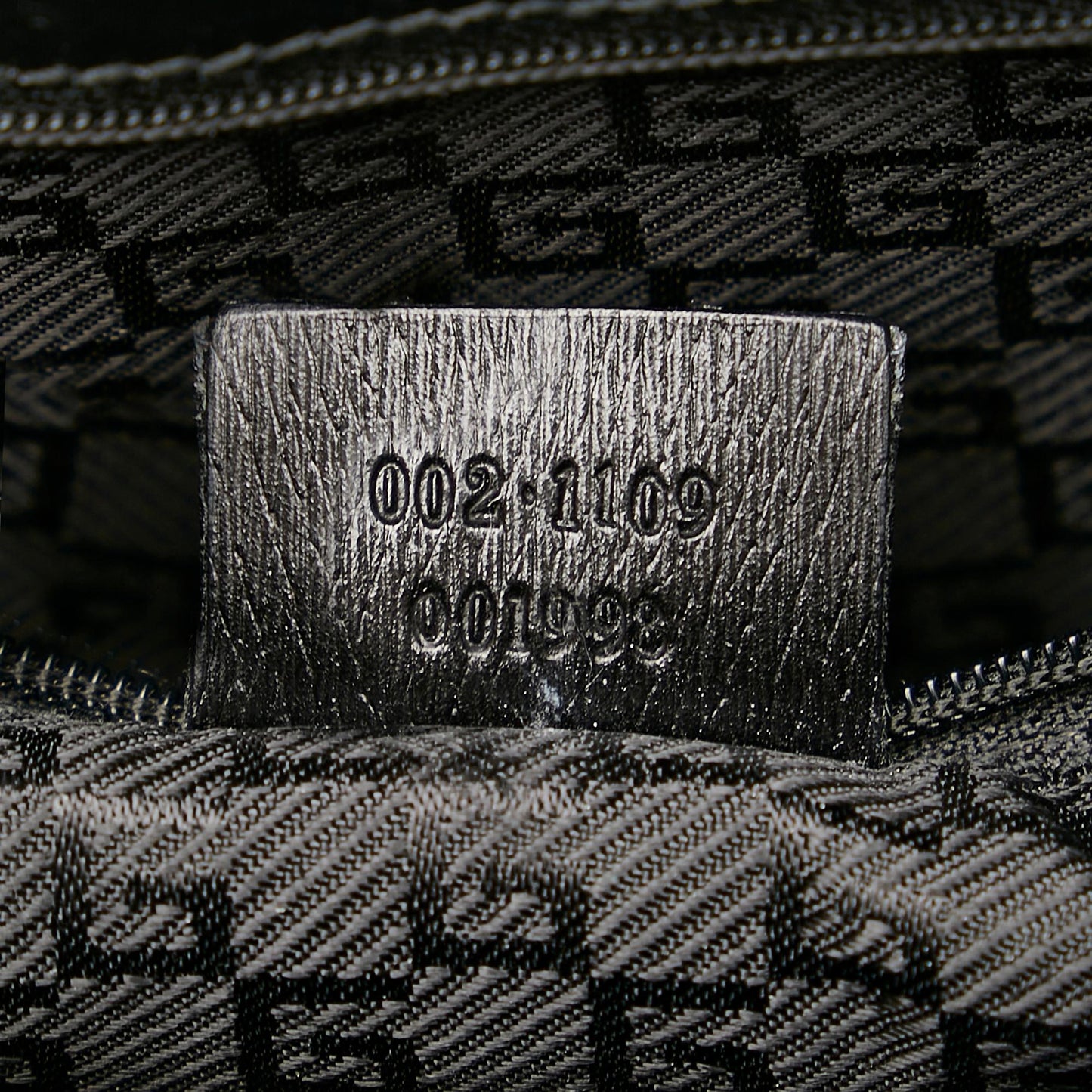 Gucci Canvas Handbag (SHG-31838)