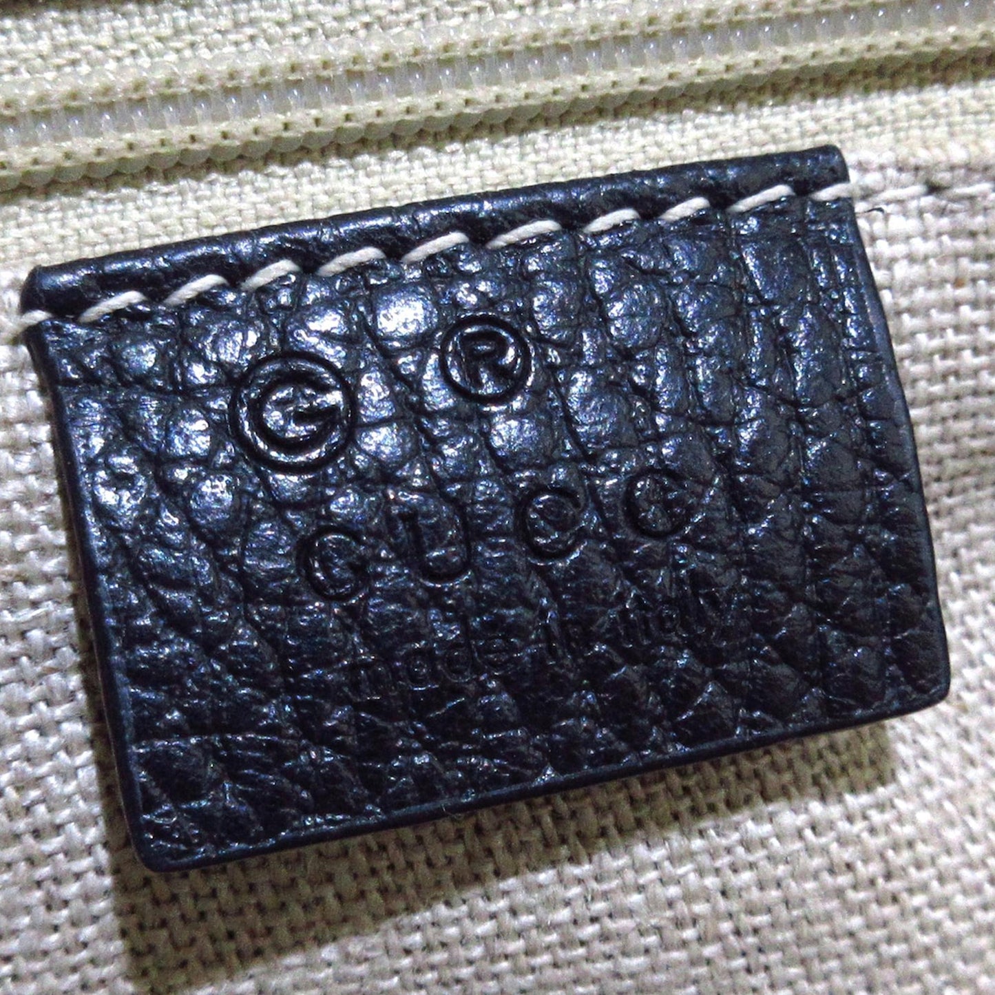 Gucci Convertible GG Charm Dome Satchel (SHG-Xz4uLW)