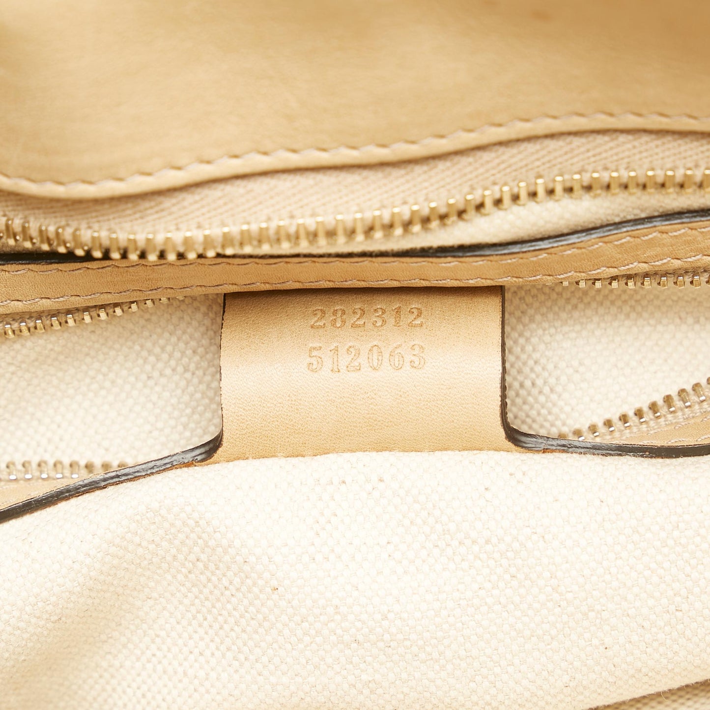 Gucci Diamante Bamboo Handbag (SHG-37943)