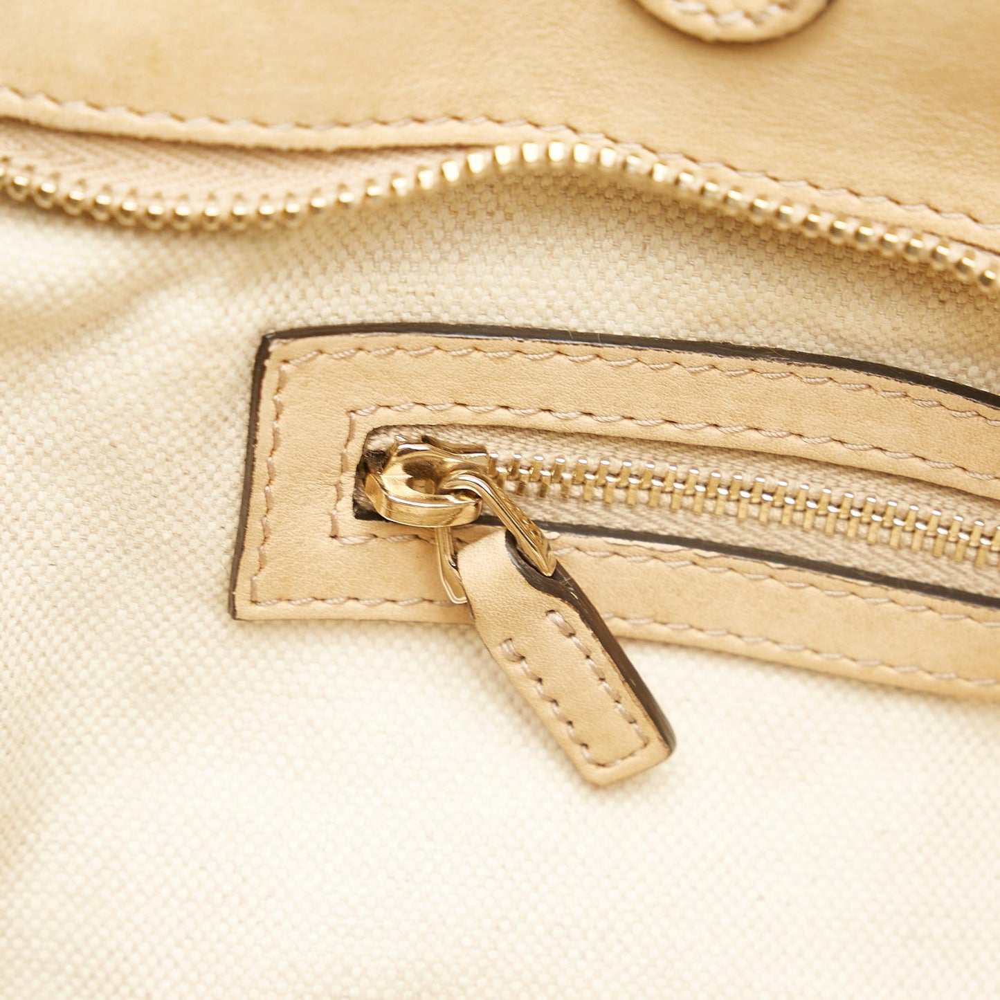 Gucci Diamante Bamboo Handbag (SHG-37943)