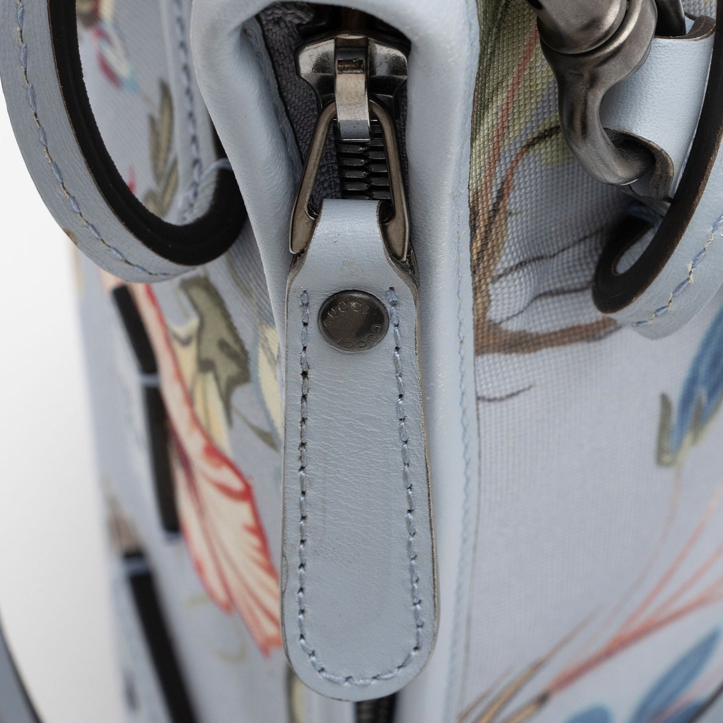 Gucci Flora Canvas Zip Medium Tote (SHF-0uKTTK)