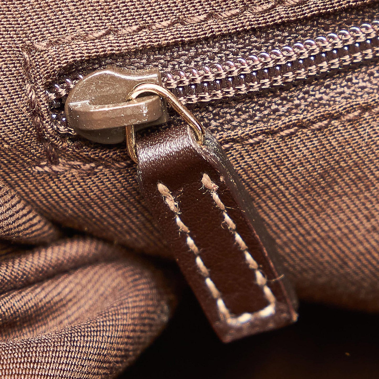 Gucci GG Canvas Abbey D-Ring Shoulder Bag (SHG-34136)