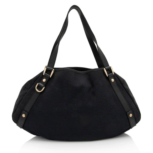Gucci GG Canvas Abbey Medium Shoulder Bag (SHF-ZLaHNZ)