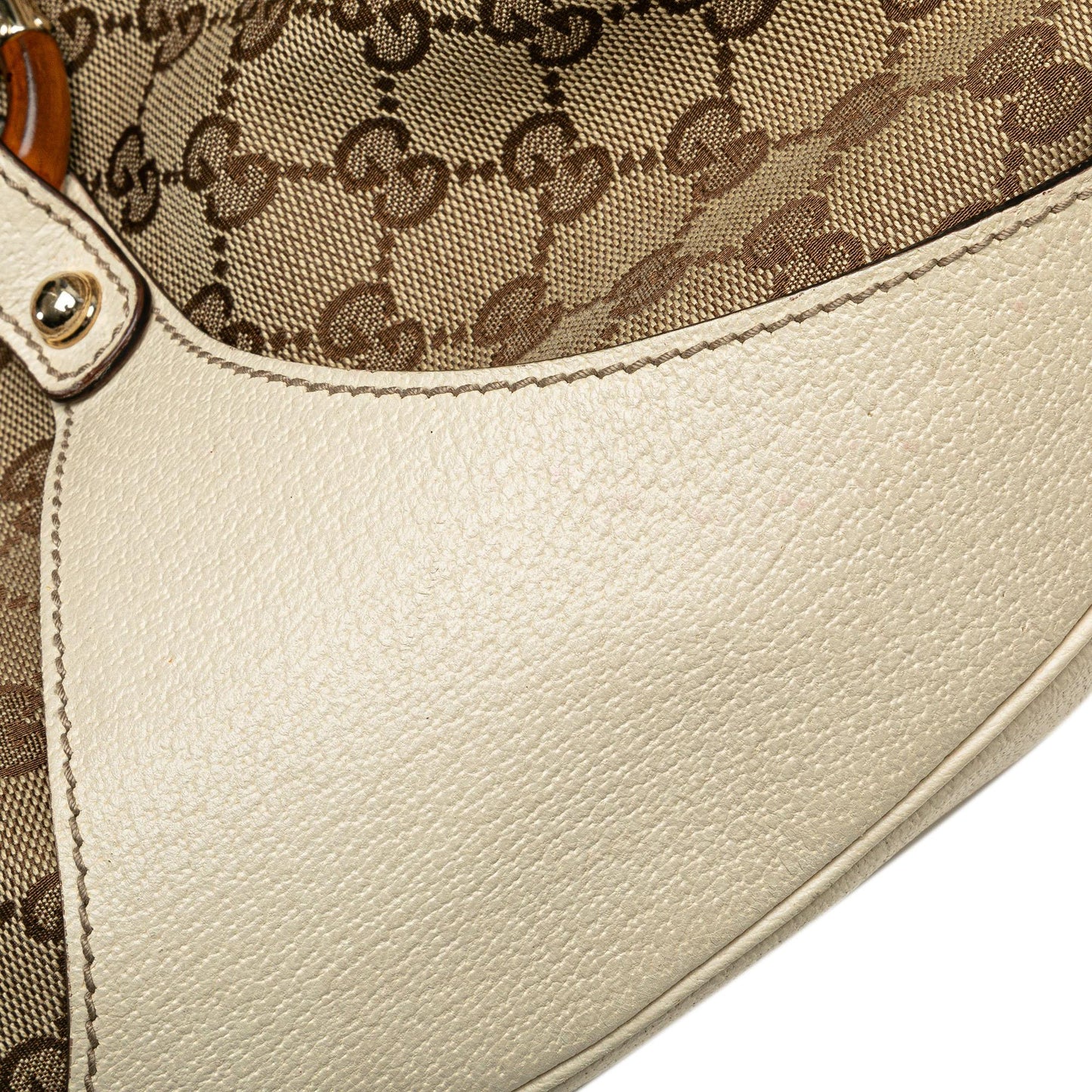 Gucci GG Canvas Amalfi Hobo Bag (SHG-iL3gG4)