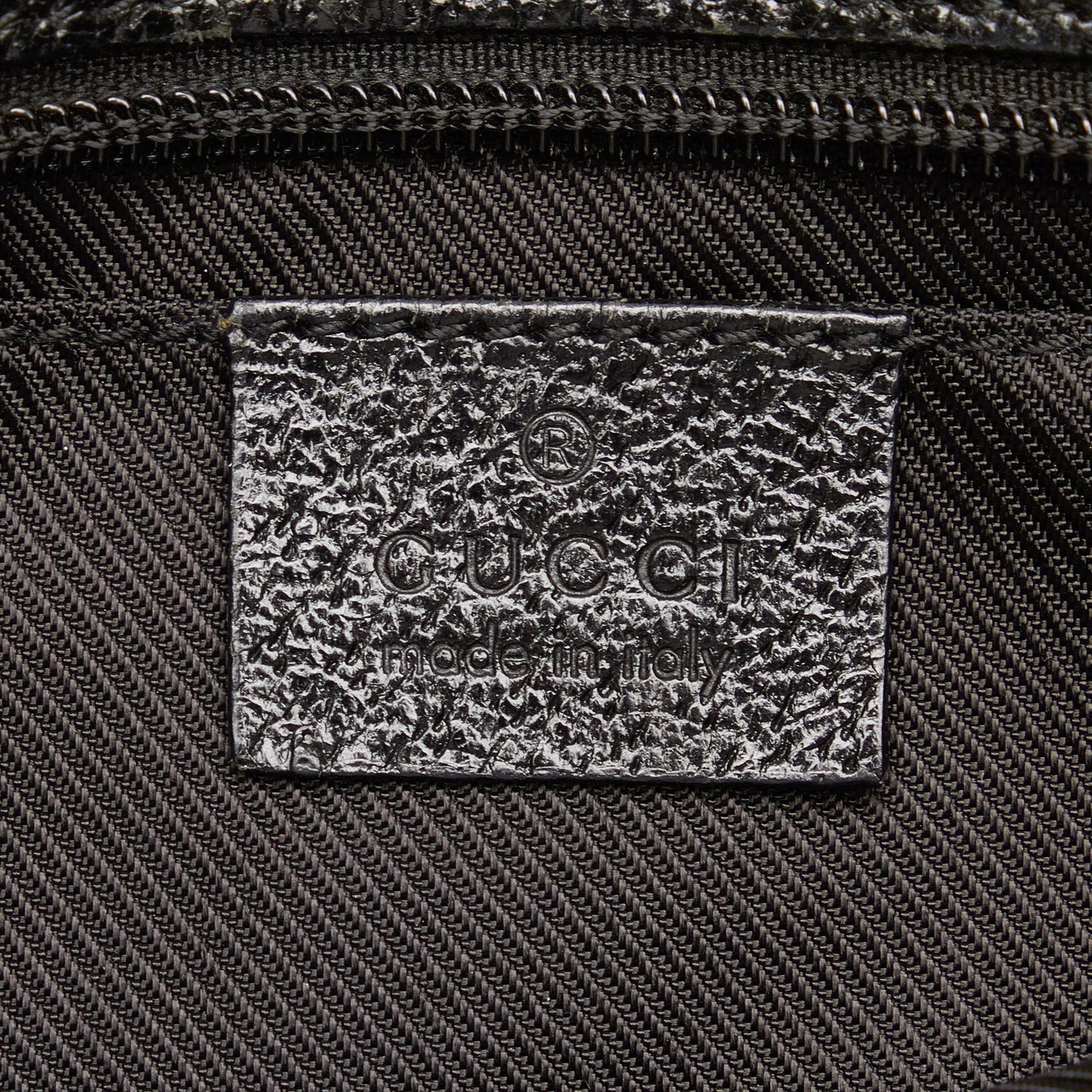 Gucci GG Canvas Baguette (SHG-aB5Twz)