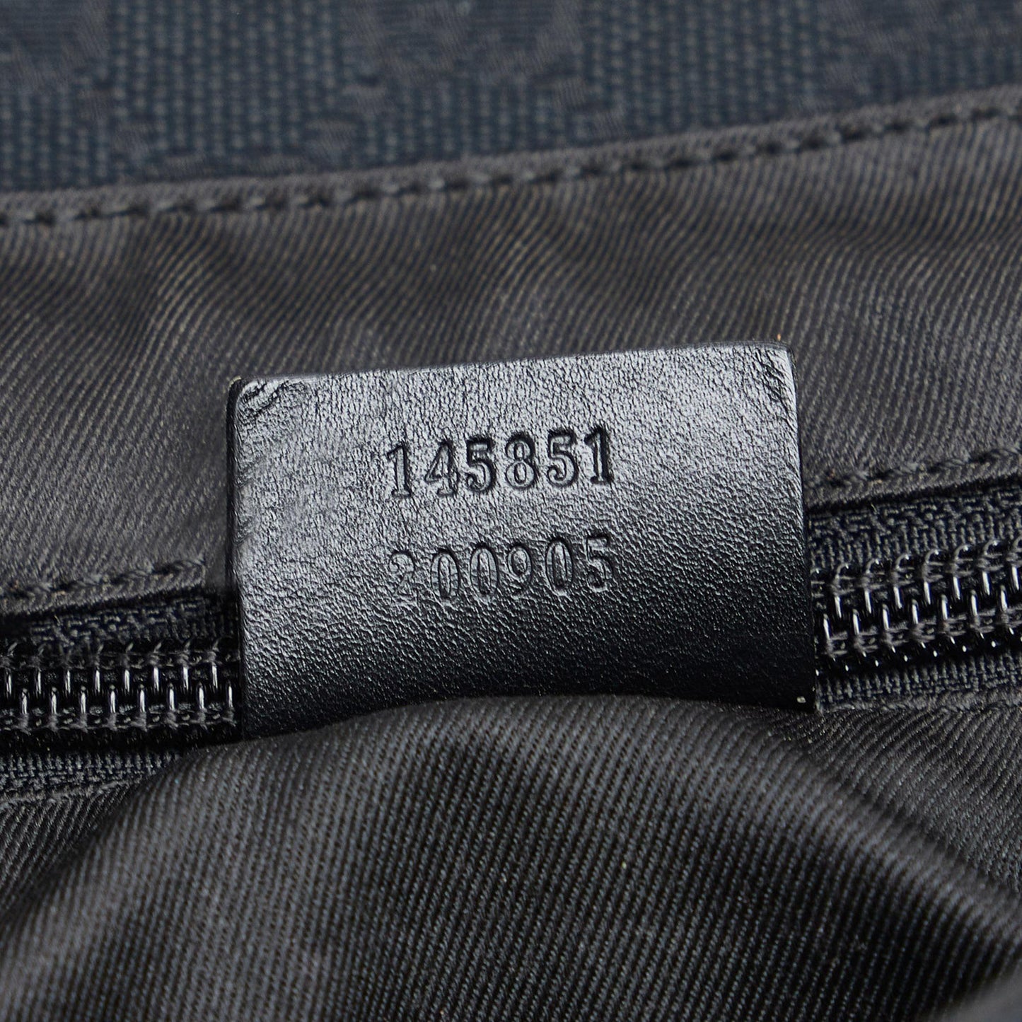 Gucci GG Canvas Belt Bag (SHG-Umgtg5)