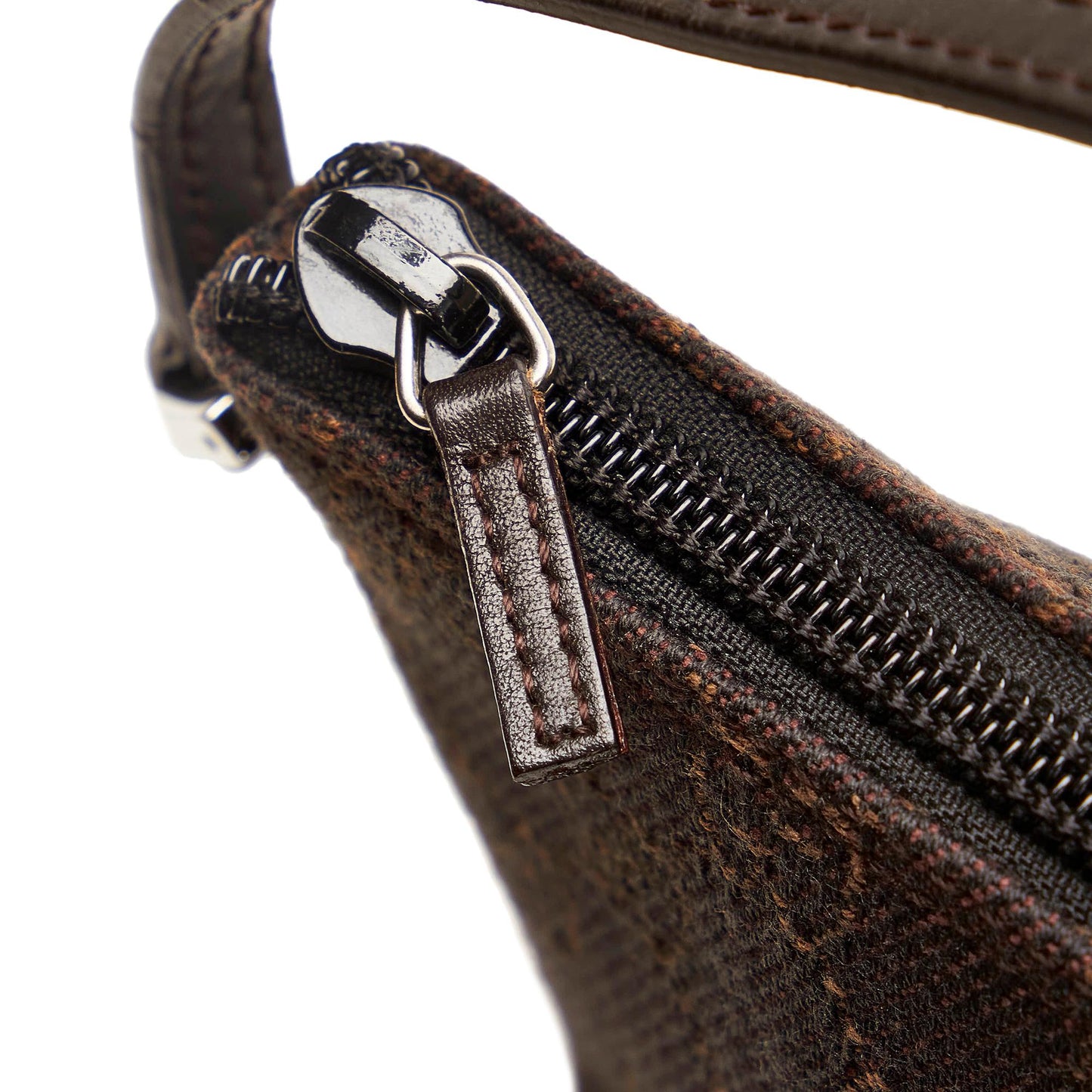 Gucci GG Canvas Boat Baguette (SHG-30880)