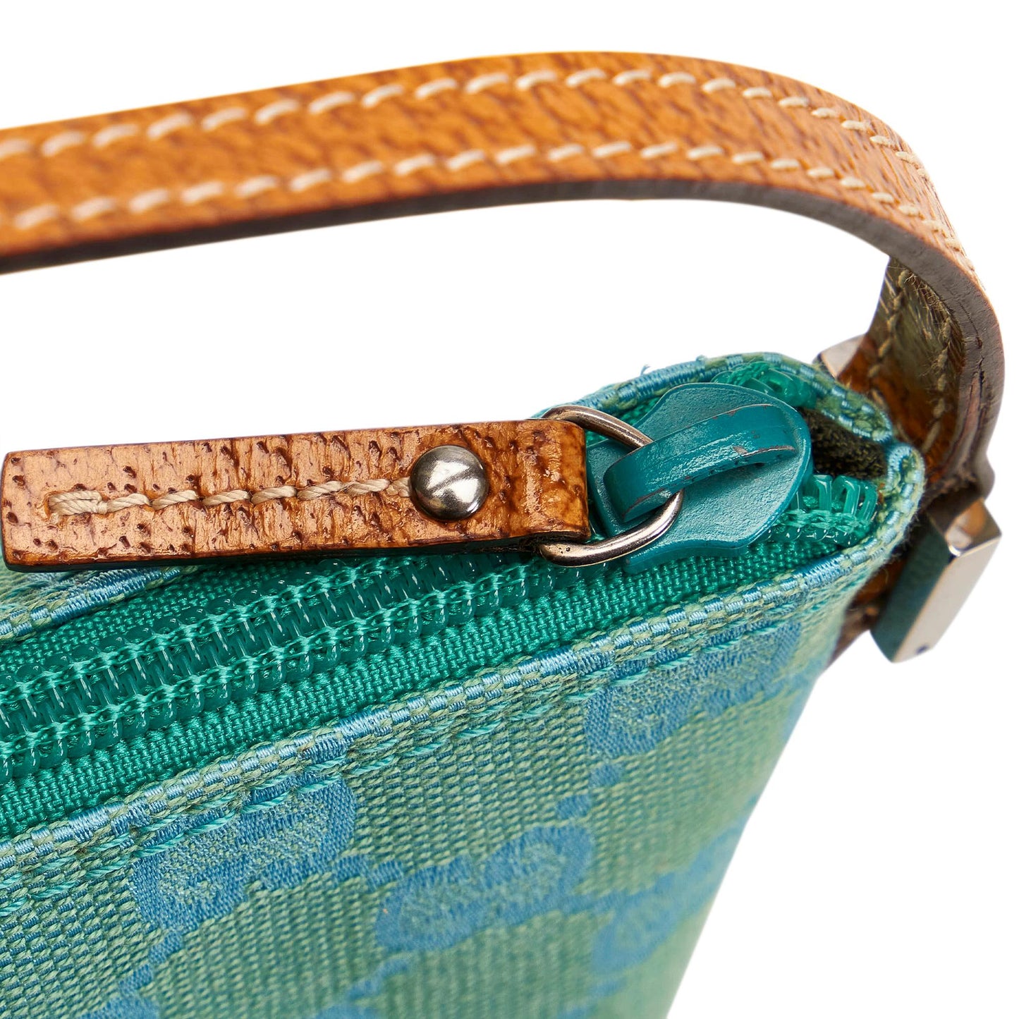 Gucci GG Canvas Boat Baguette (SHG-32052)