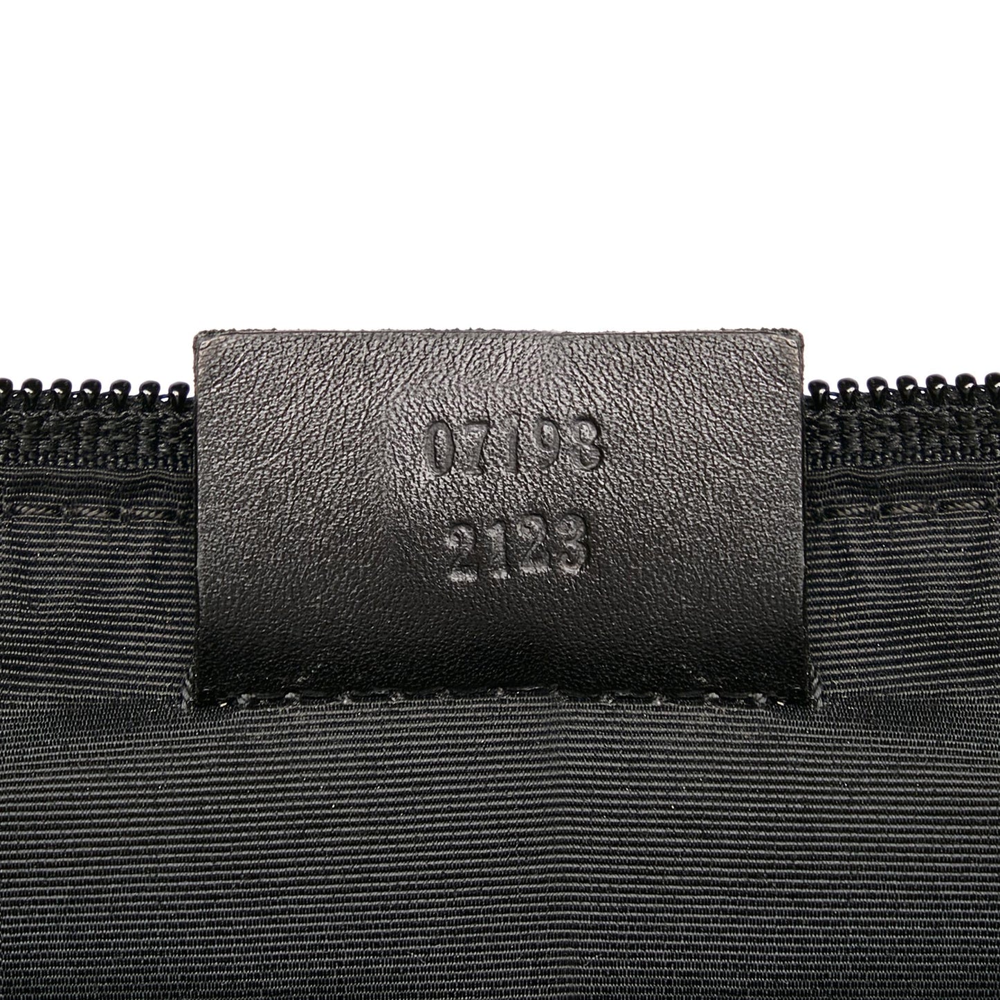 Gucci GG Canvas Boat Baguette (SHG-32251)