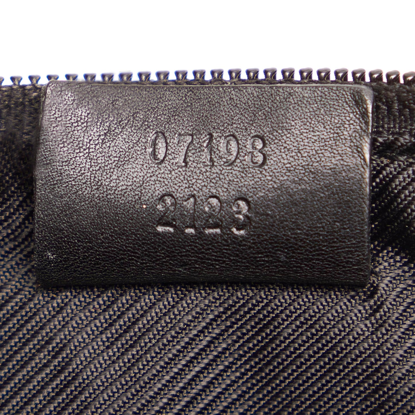 Gucci GG Canvas Boat Baguette (SHG-32409)
