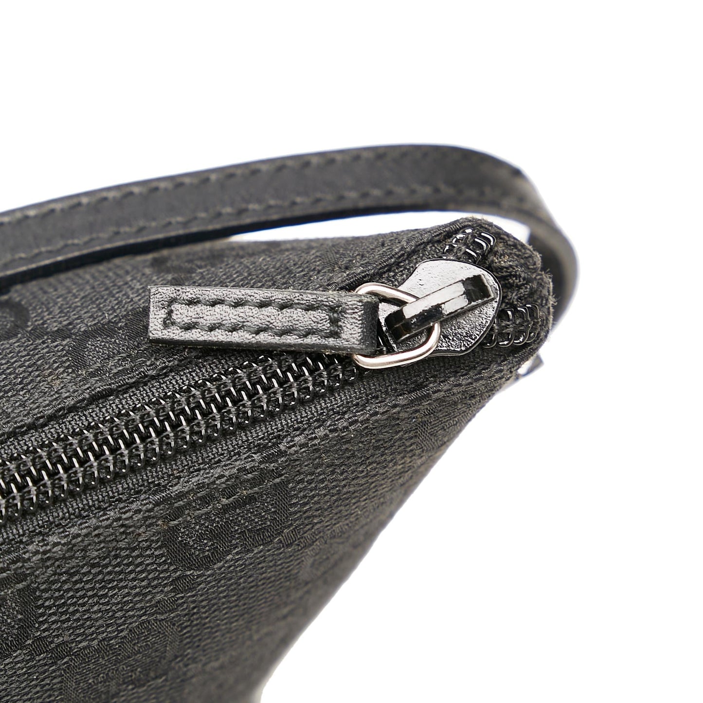 Gucci GG Canvas Boat Baguette (SHG-32776)
