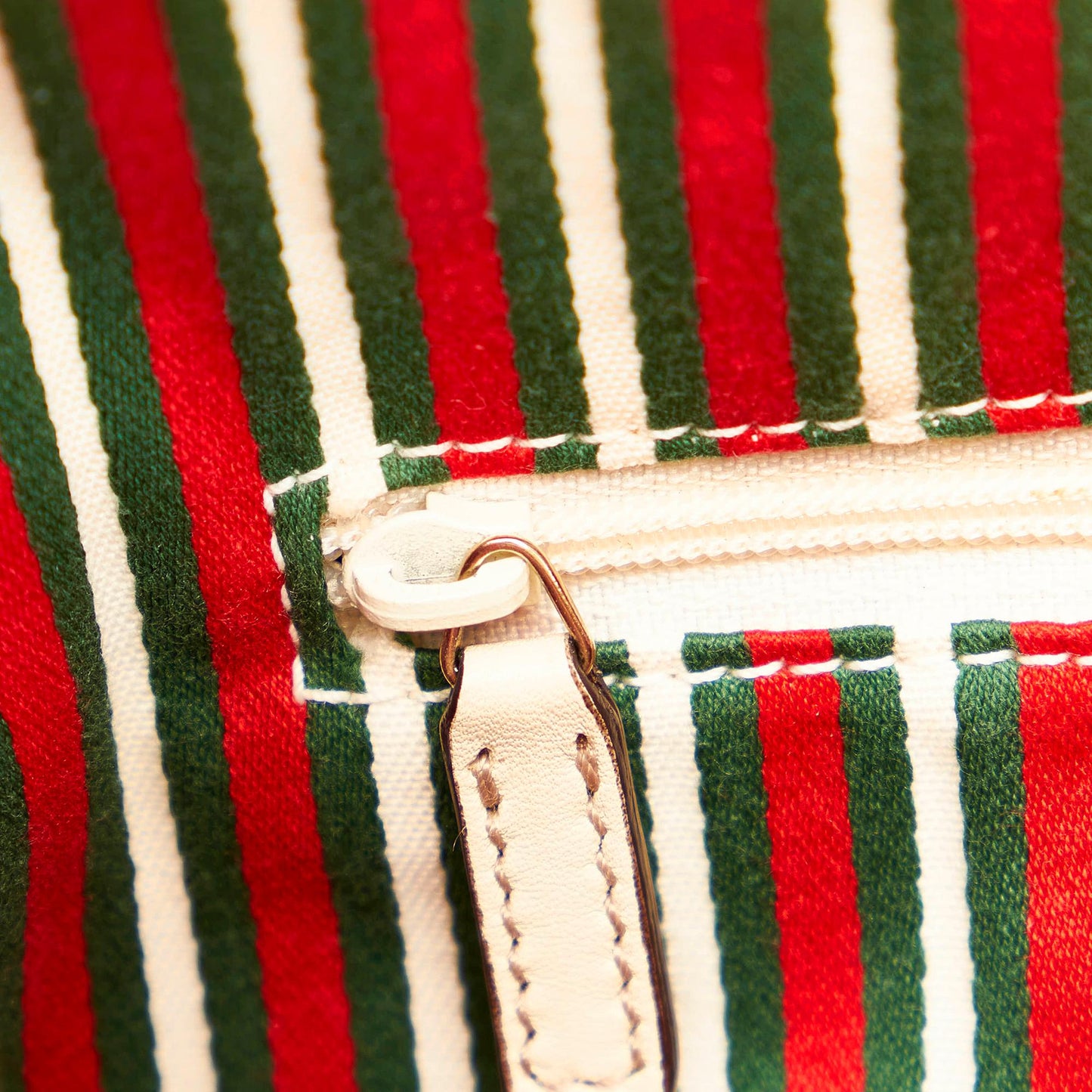Gucci GG Canvas Britt Shoulder Bag (SHG-29822)