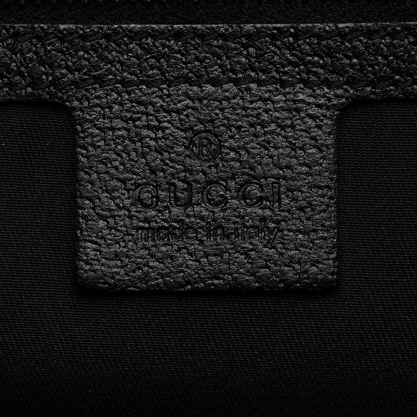 Gucci GG Canvas Charmy Medium Tote (SHF-xbv73f)