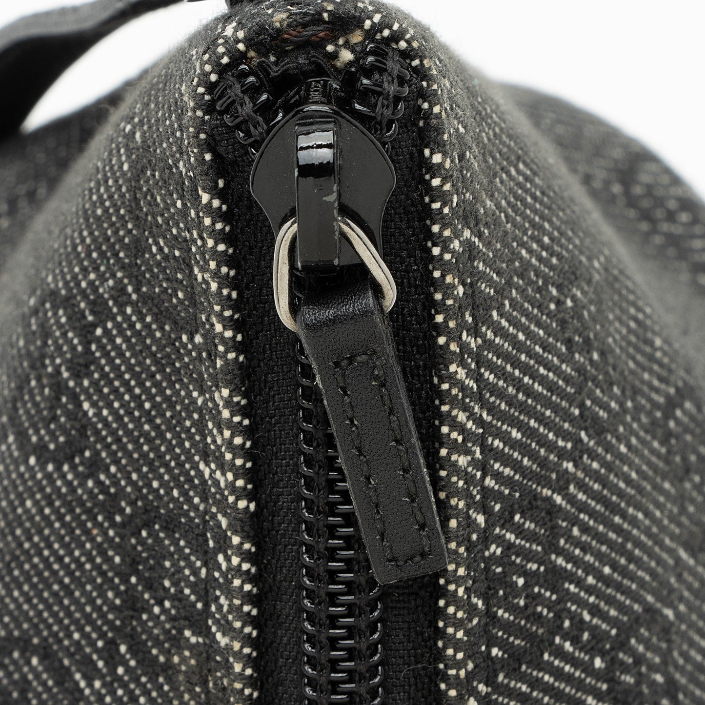 Gucci GG Canvas Classic Pochette (SHF-op4Oel)