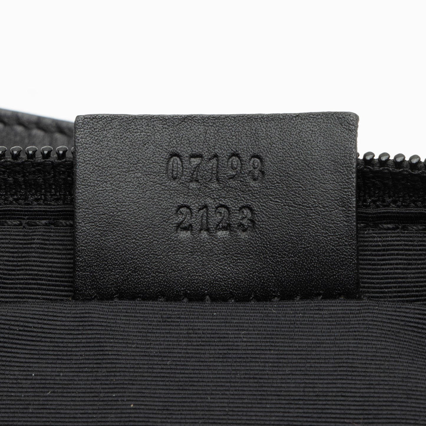 Gucci GG Canvas Classic Pochette (SHF-op4Oel)