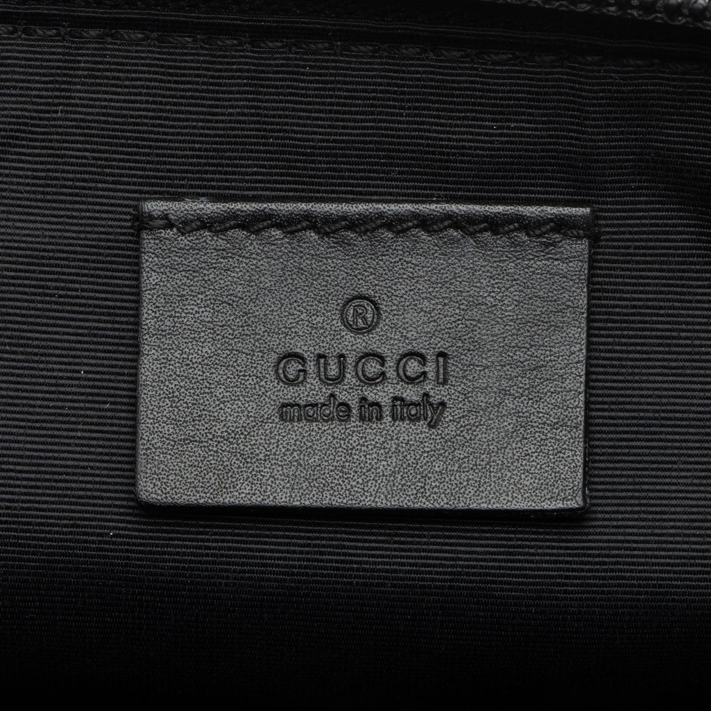 Gucci GG Canvas Classic Pochette (SHF-op4Oel)