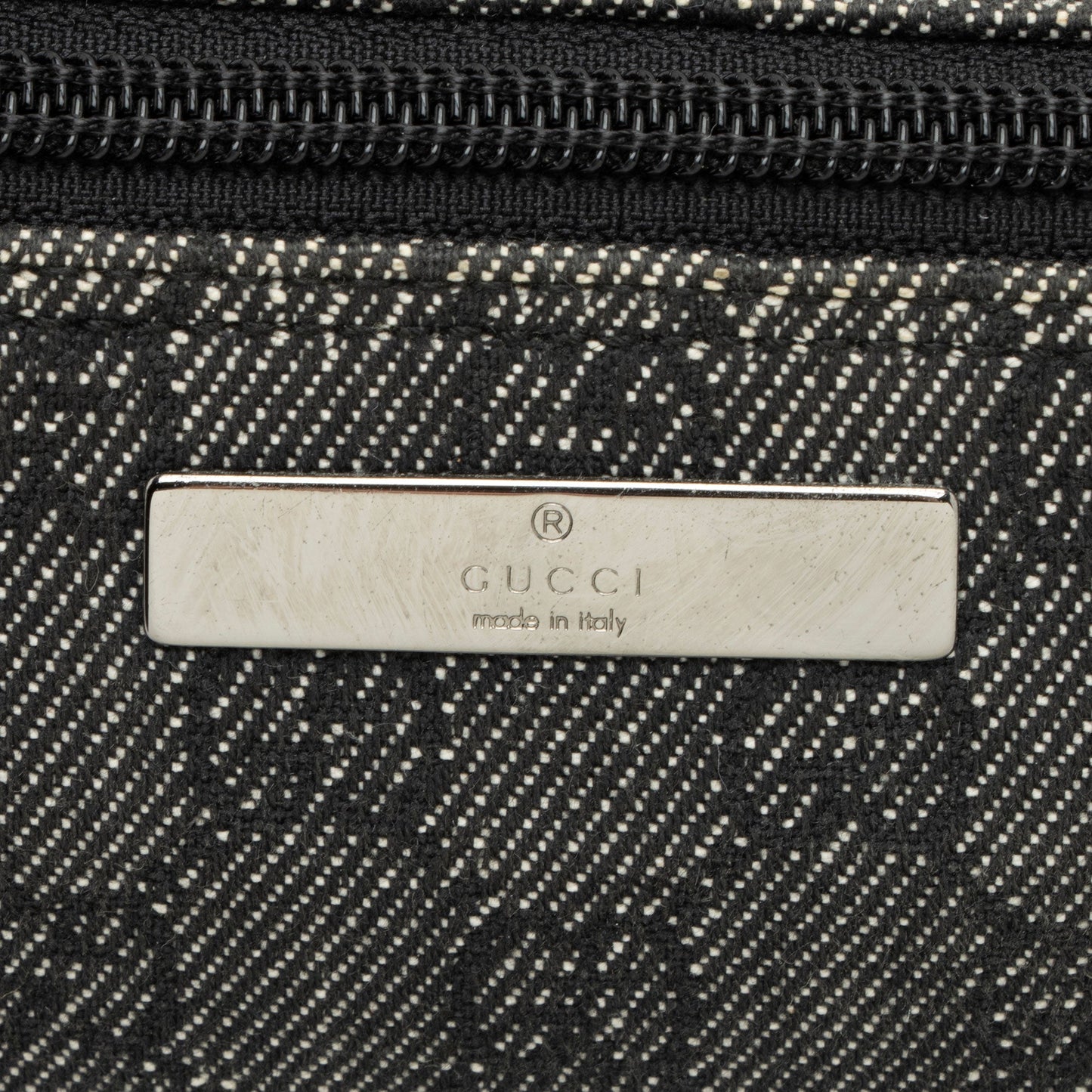Gucci GG Canvas Classic Pochette (SHF-op4Oel)