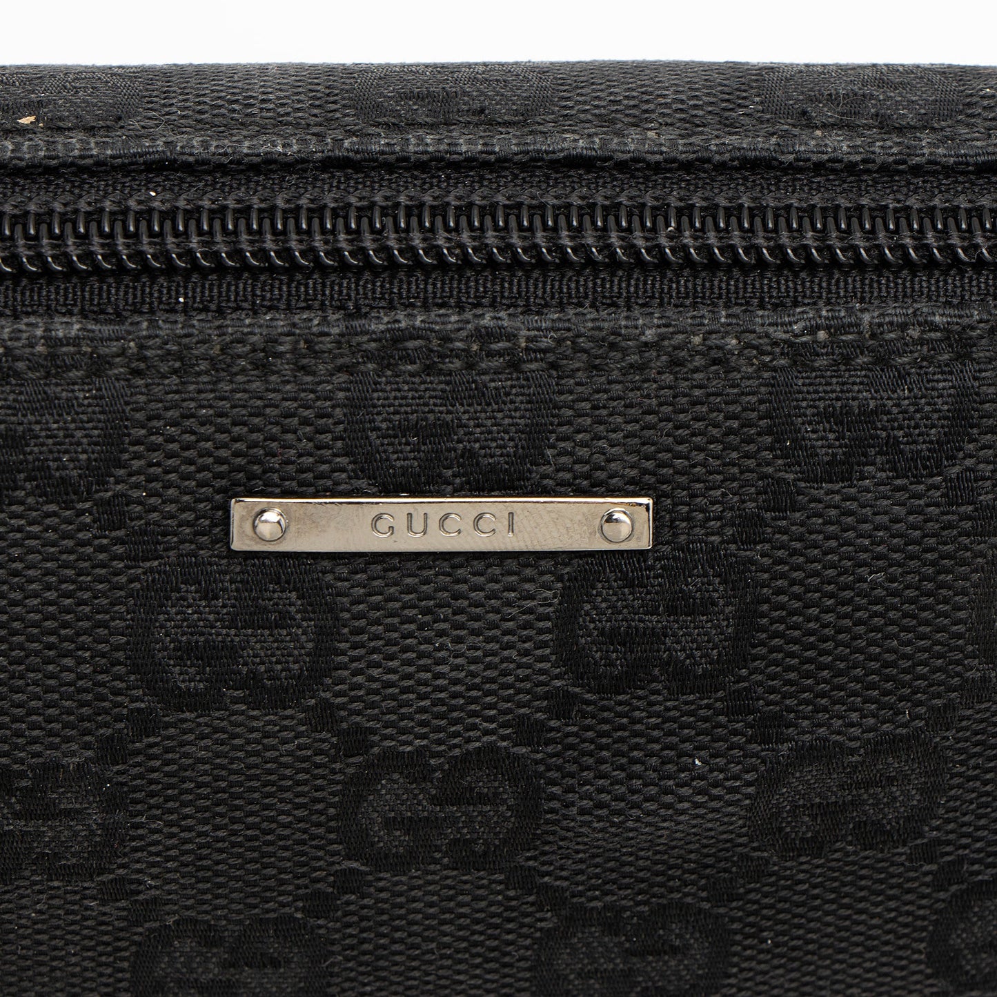 Gucci GG Canvas Classic Pochette