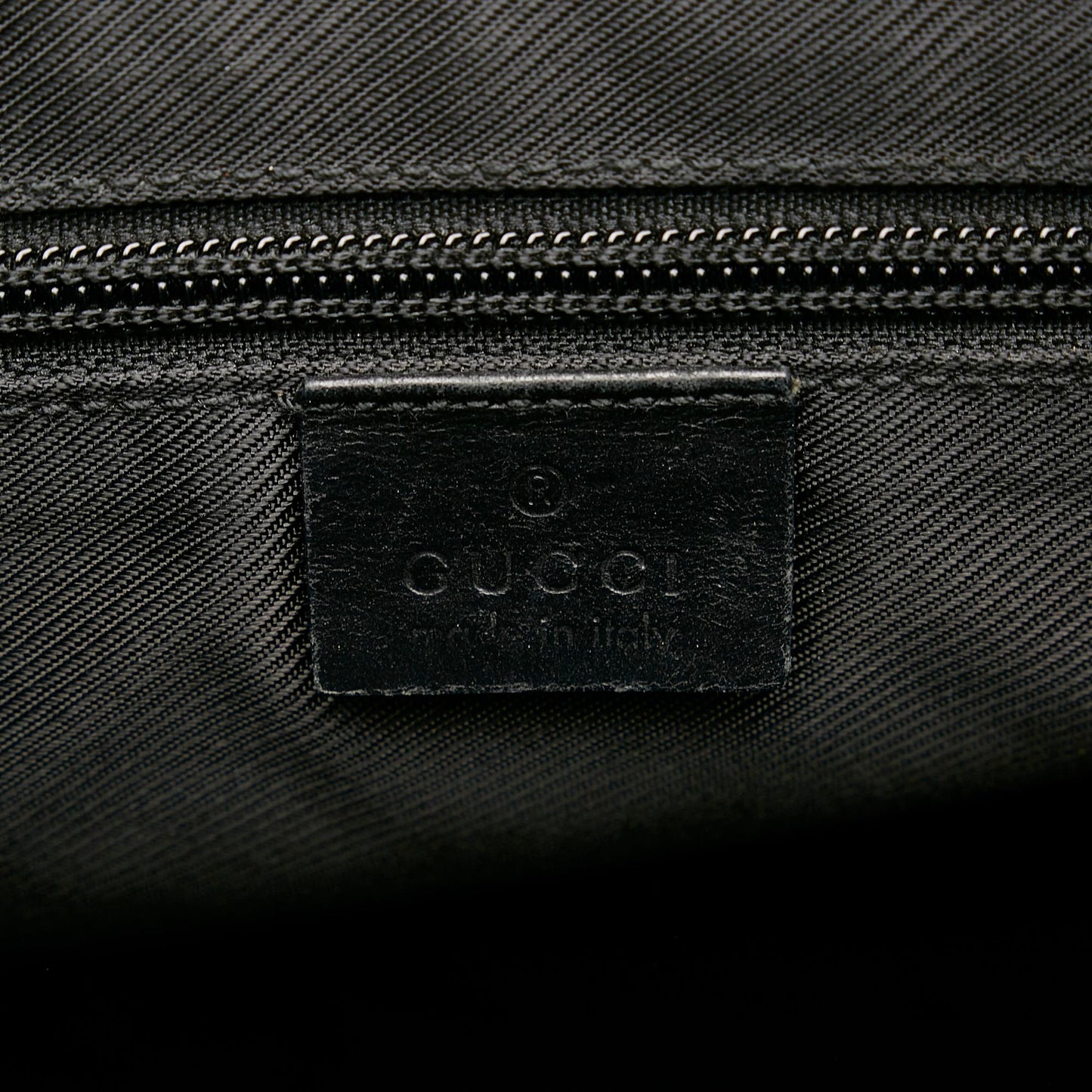 Gucci GG Canvas Crossbody Bag (SHG-z4ByfH)
