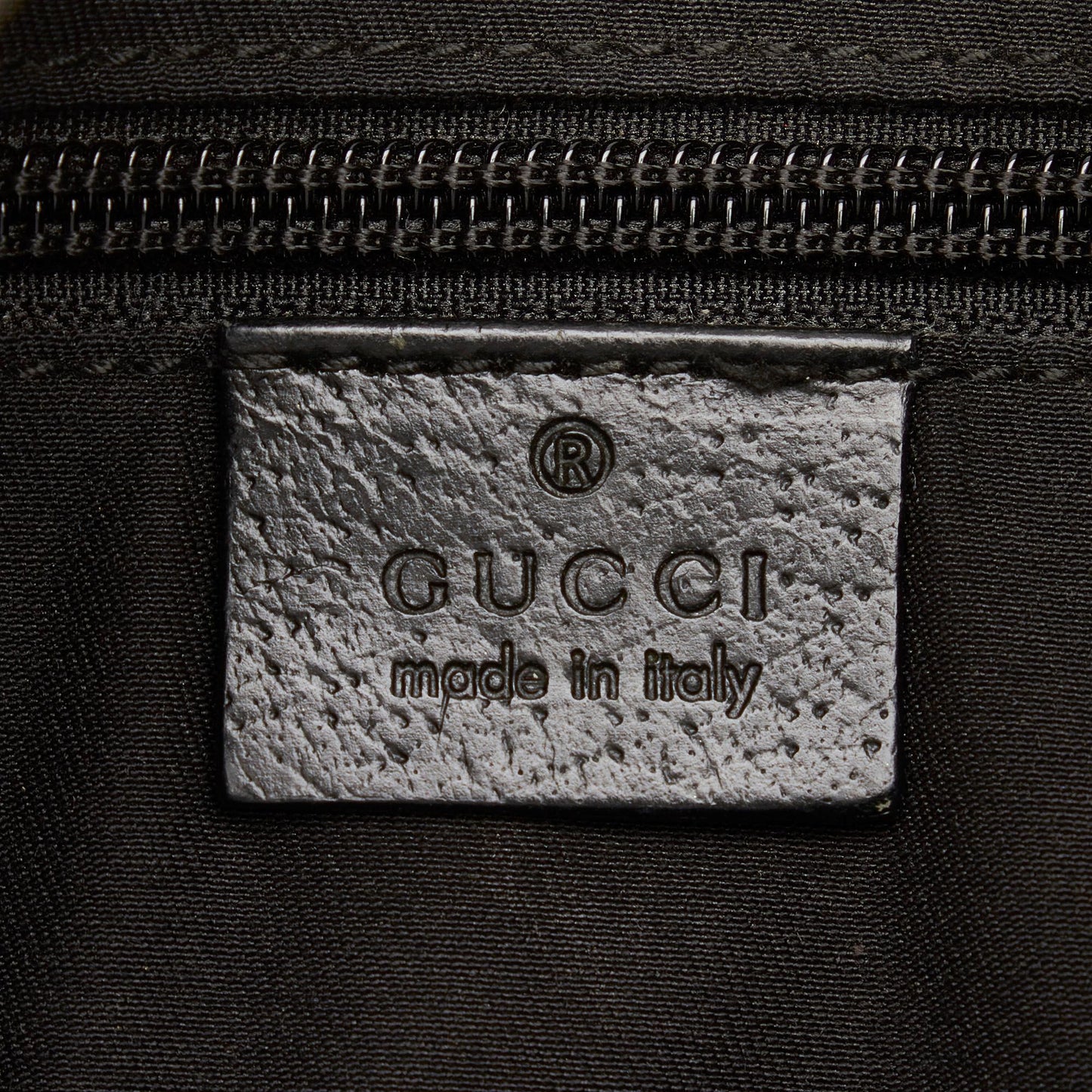 Gucci GG Canvas Crossbody Bag (SHG-Y22gvT)
