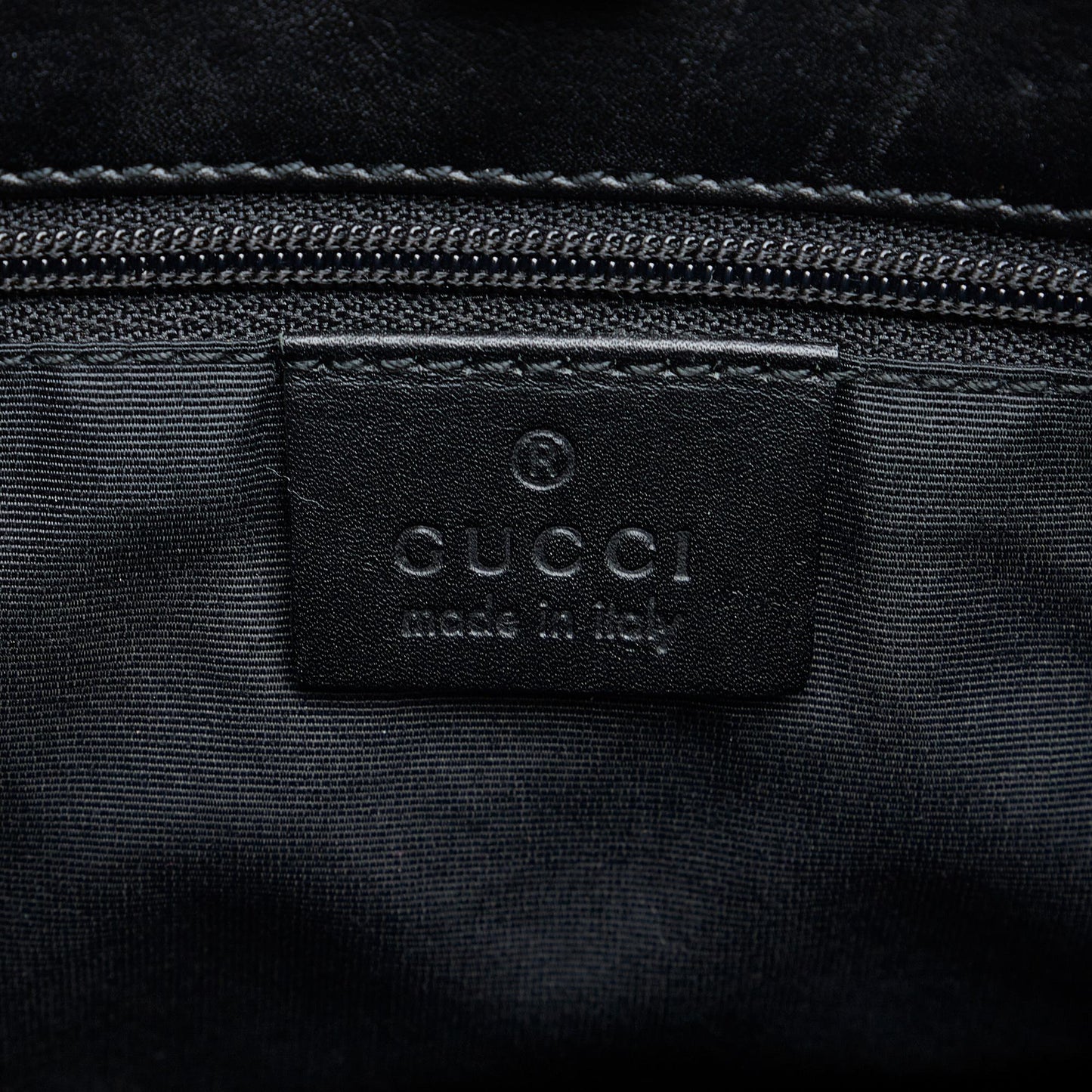 Gucci GG Canvas Crossbody Bag (SHG-fAj1LL)