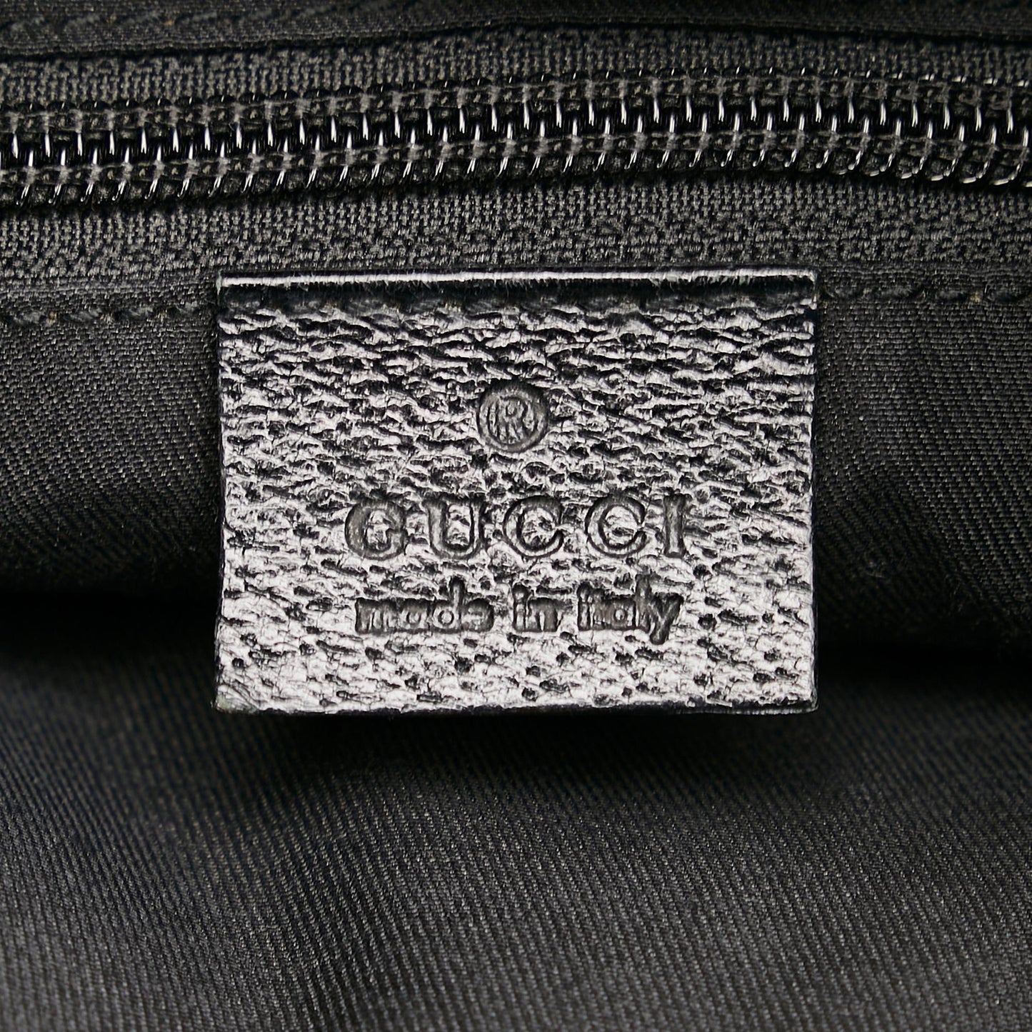 Gucci GG Canvas Crossbody (SHG-TeWX8t)