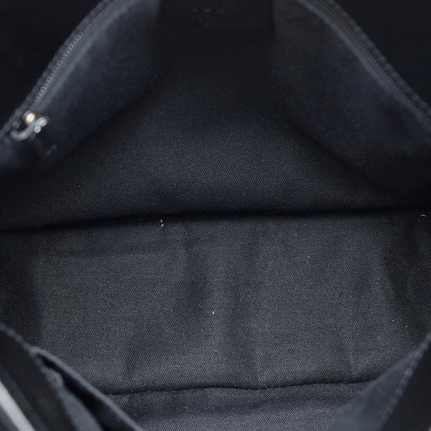 Gucci GG Canvas Eclipse Crossbody (SHG-CBEDQi)