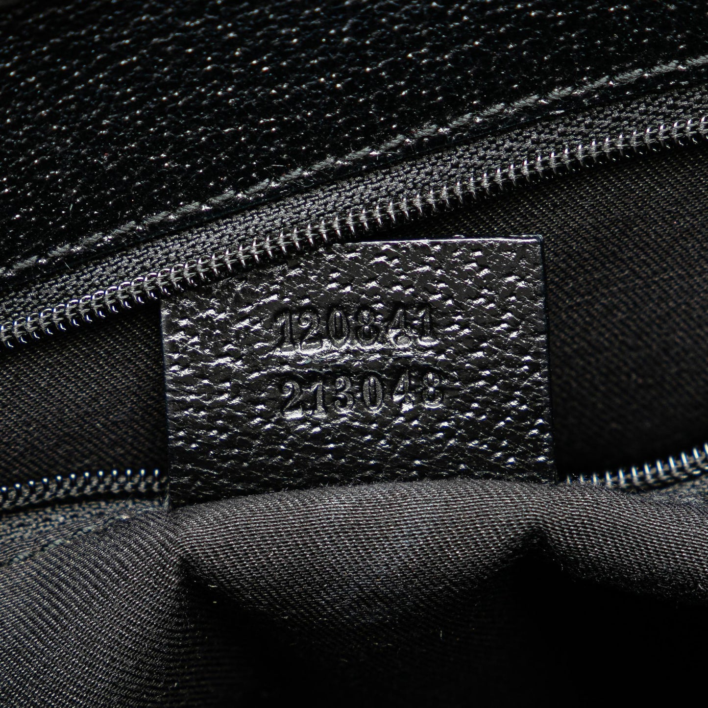 Gucci GG Canvas Eclipse Crossbody (SHG-RCjb2b)