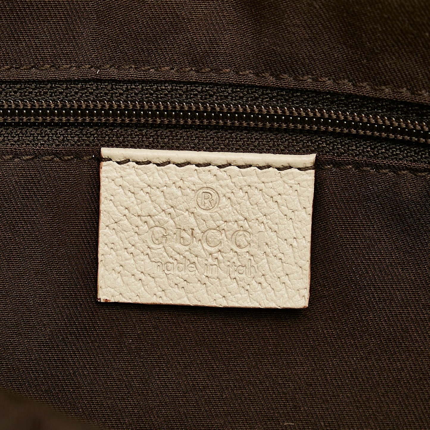 Gucci GG Canvas Eclipse Shoulder Bag (SHG-34061)