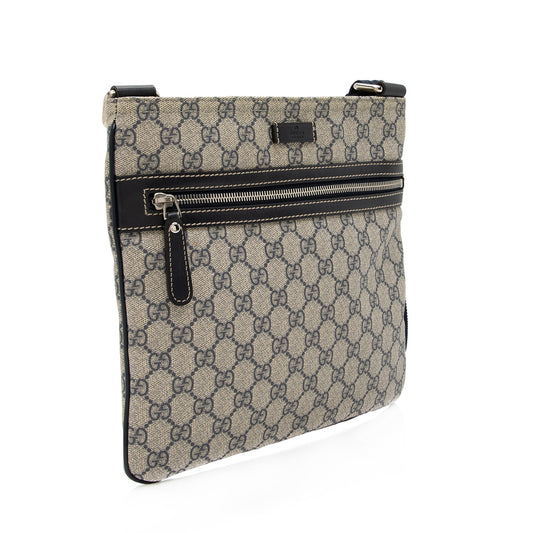 Gucci GG Canvas Flat Messenger Bag (SHF-KV7N6r)