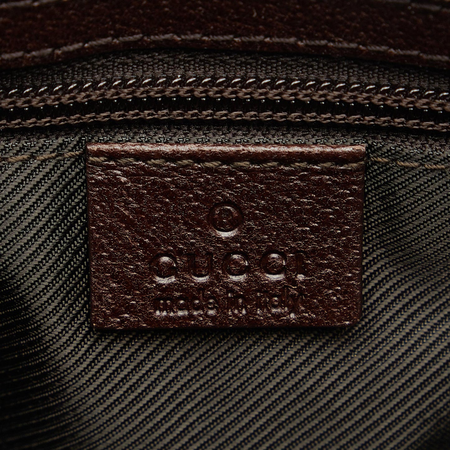 Gucci GG Canvas Flat Messenger (SHG-tmDaTa)
