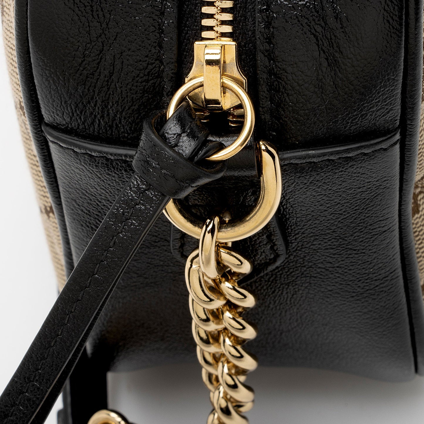 Gucci GG Canvas GG Marmont Small Shoulder Bag (SHF-6MAduD)